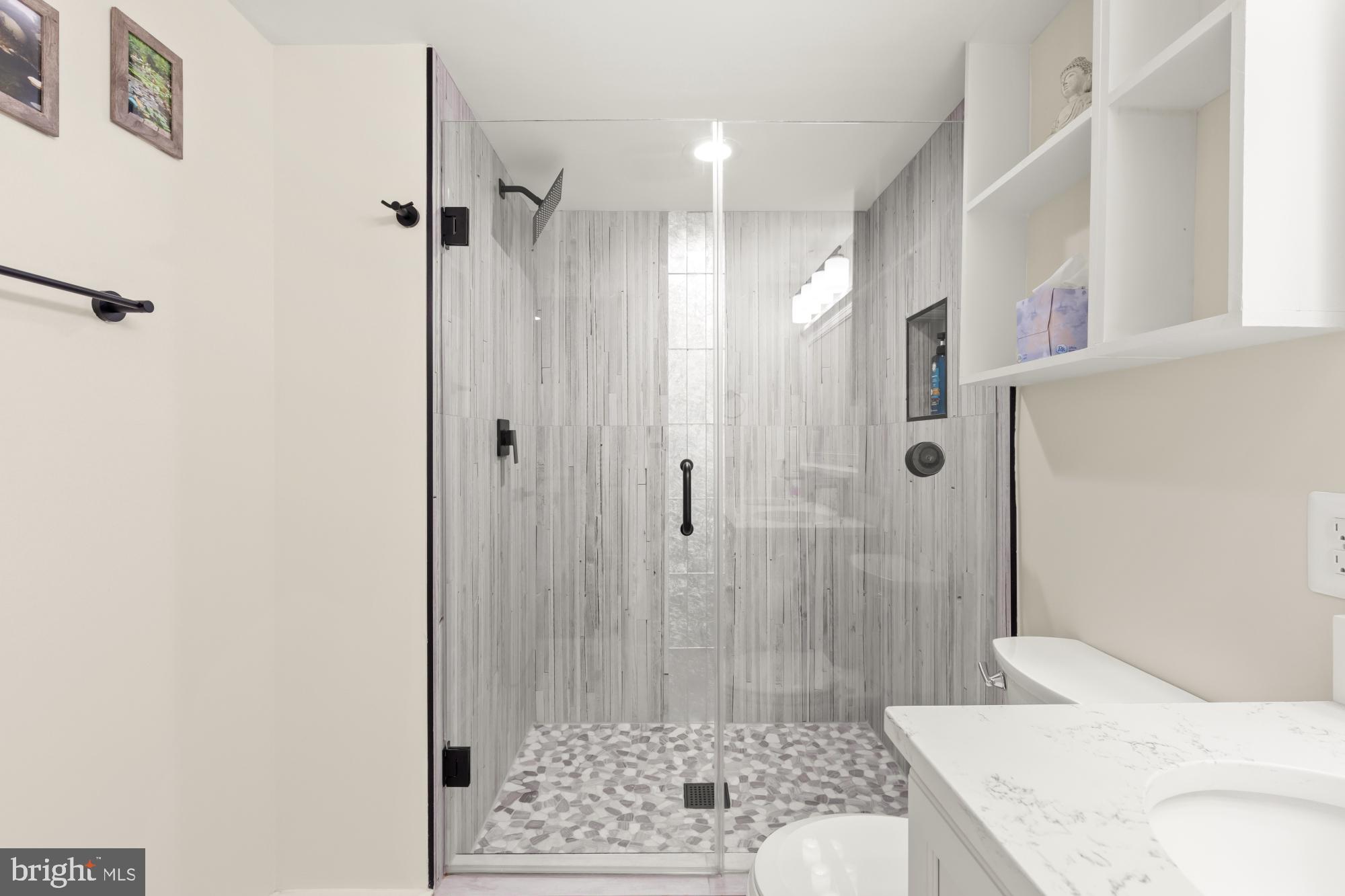 JEFFERSON MANOR - Residential