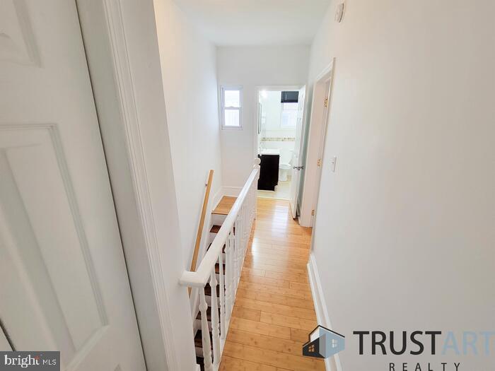 WHITMAN - Residential