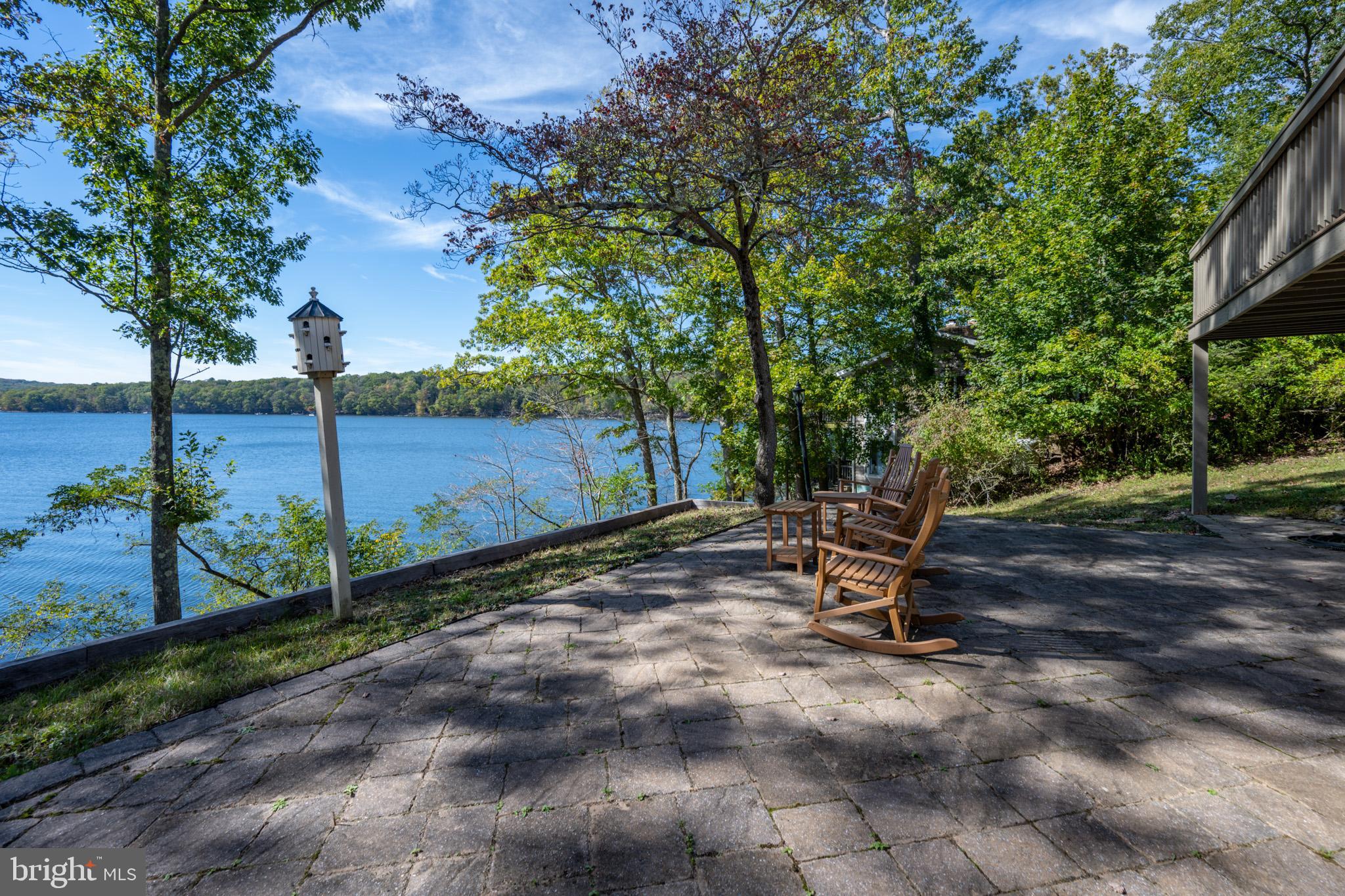 LAKE SHORE DRIVE - Residential