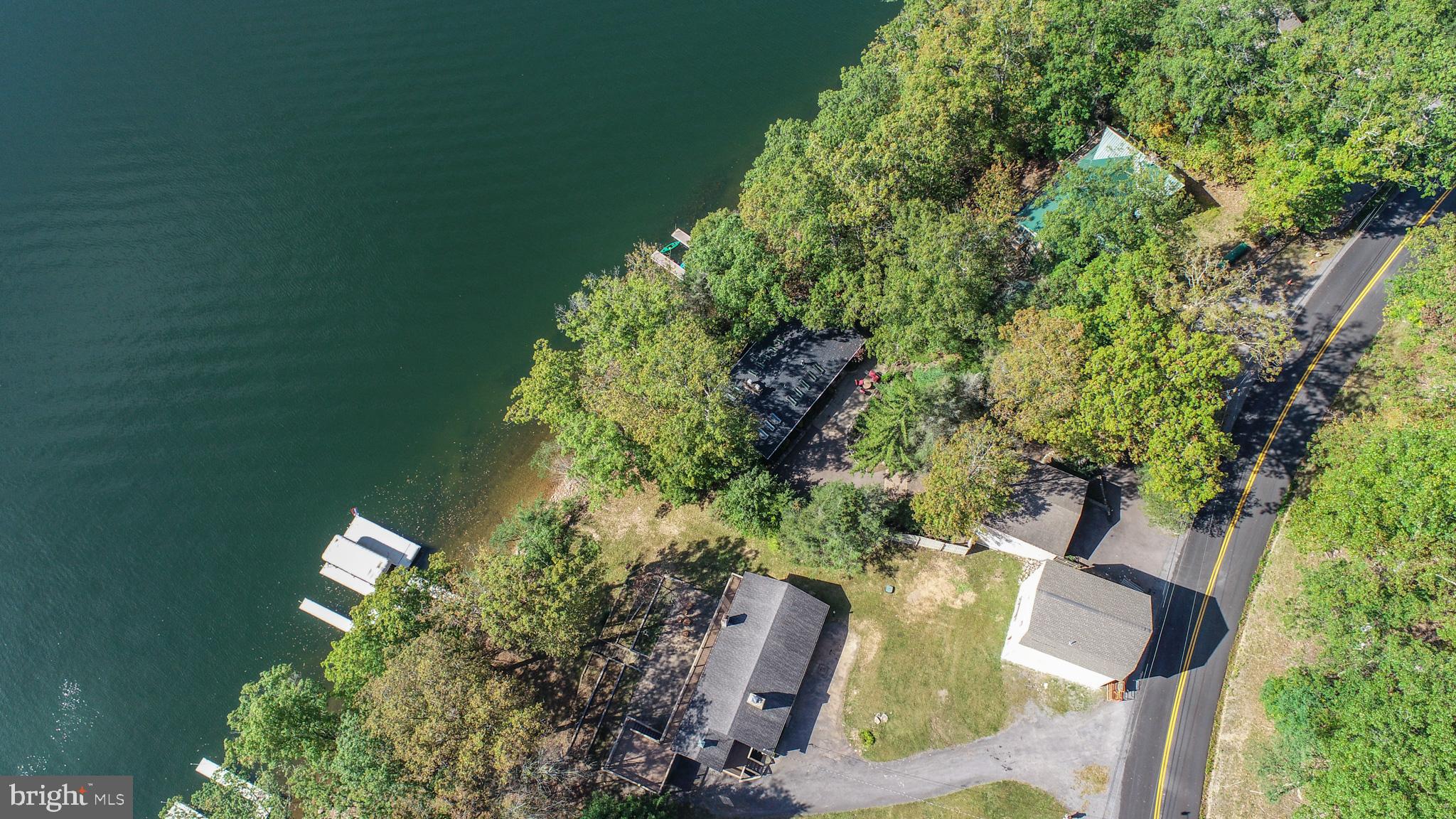 LAKE SHORE DRIVE - Residential