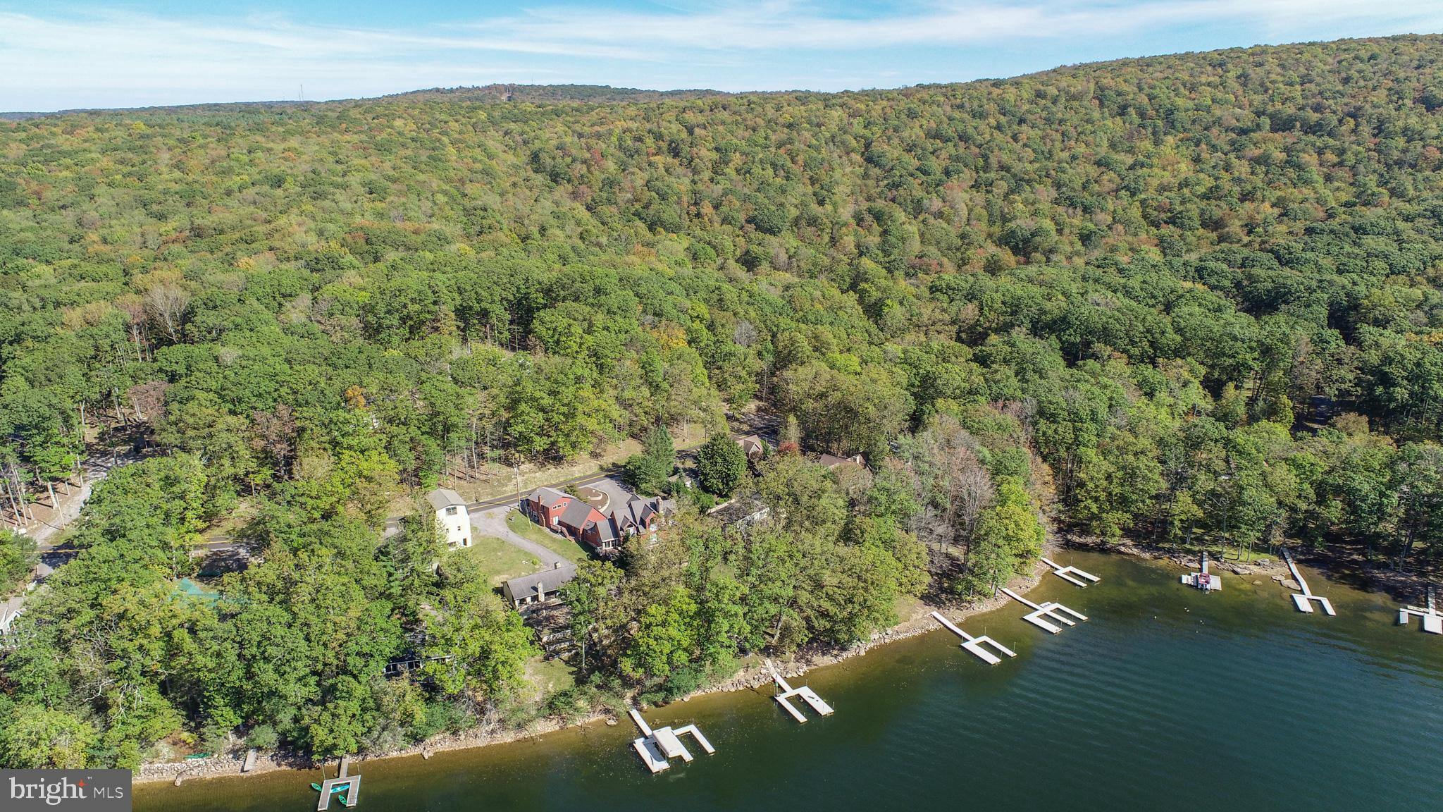 LAKE SHORE DRIVE - Residential