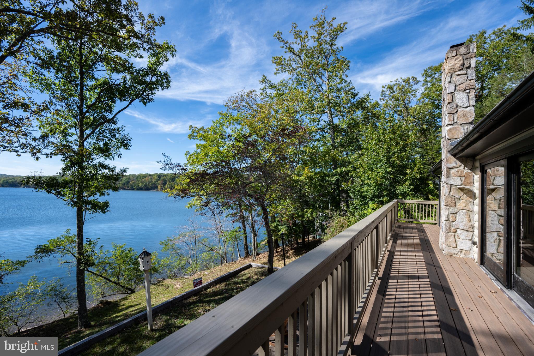 LAKE SHORE DRIVE - Residential
