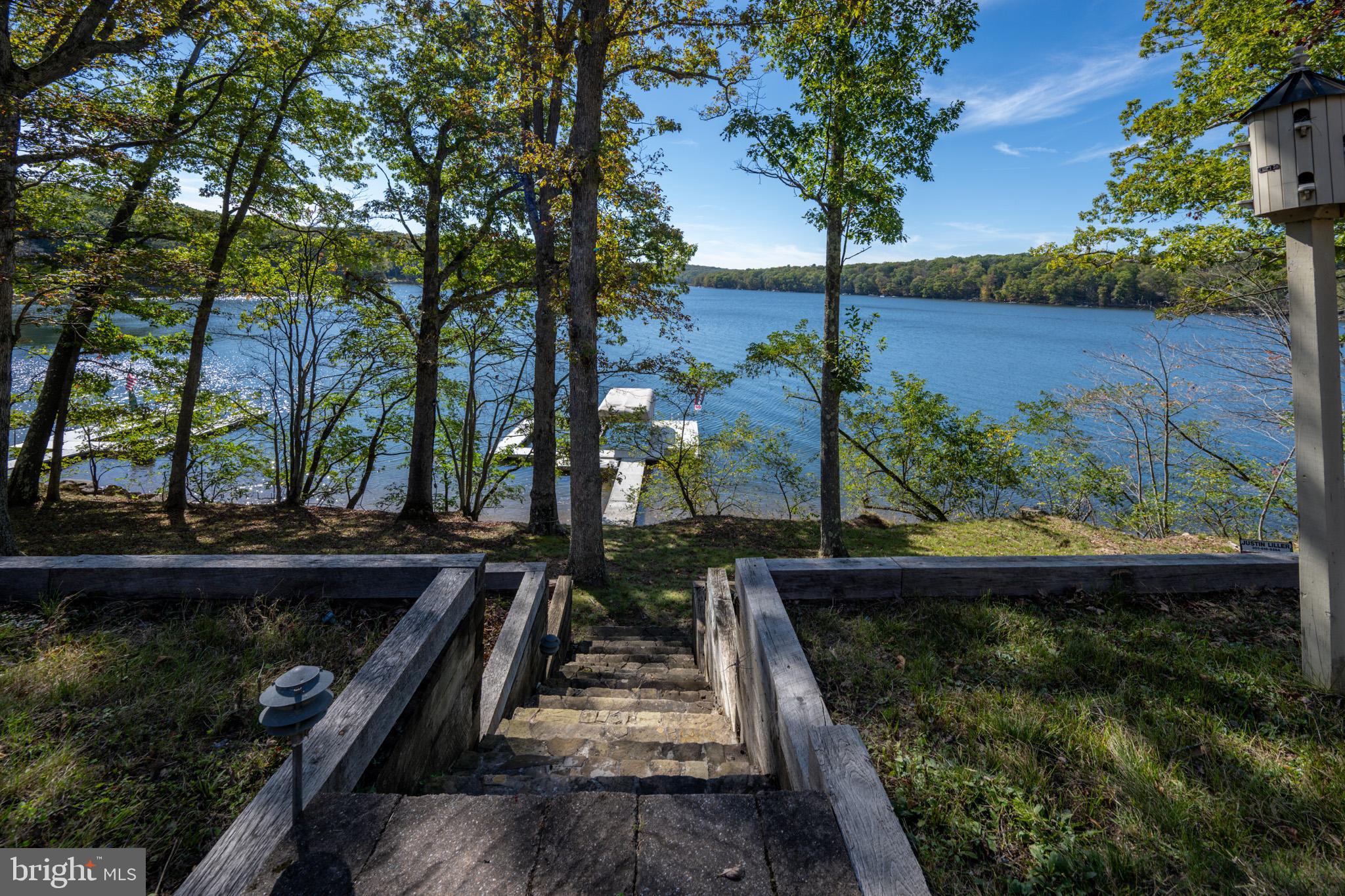 LAKE SHORE DRIVE - Residential