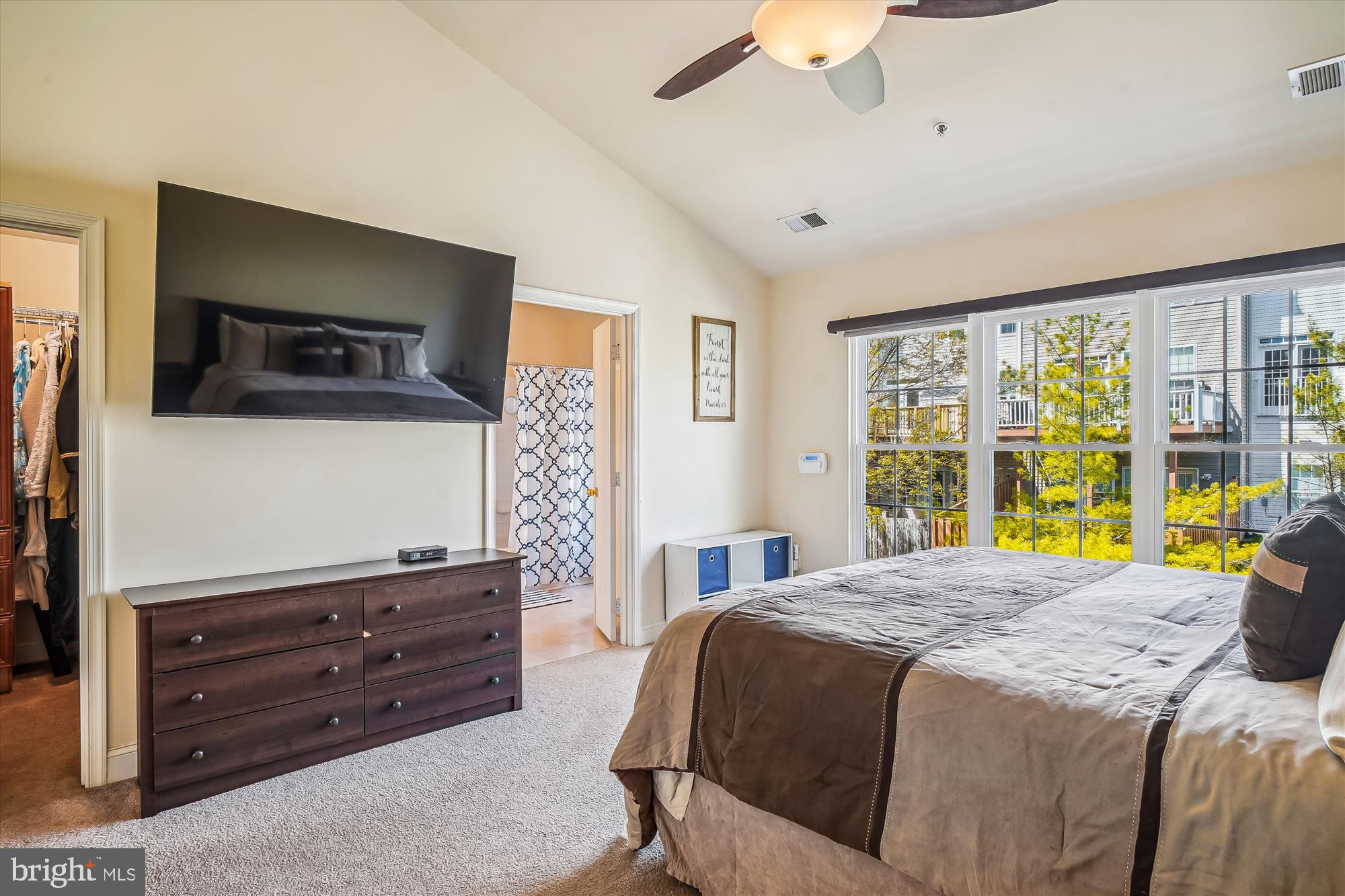 MAGRUDERS OVERLOOK - Residential