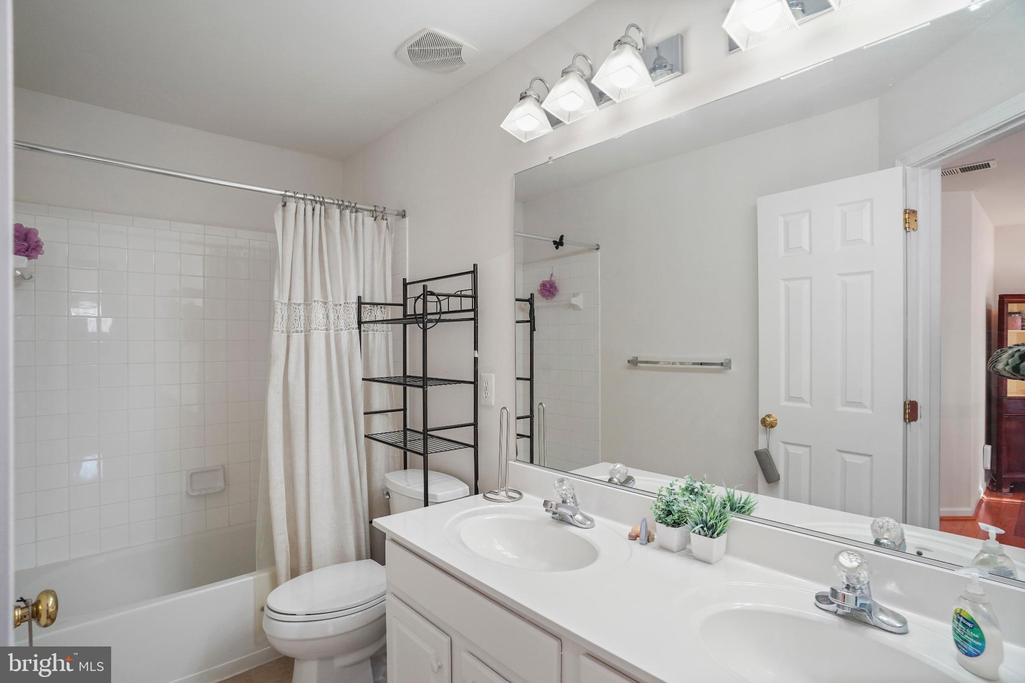 KELLEY FARM - Residential