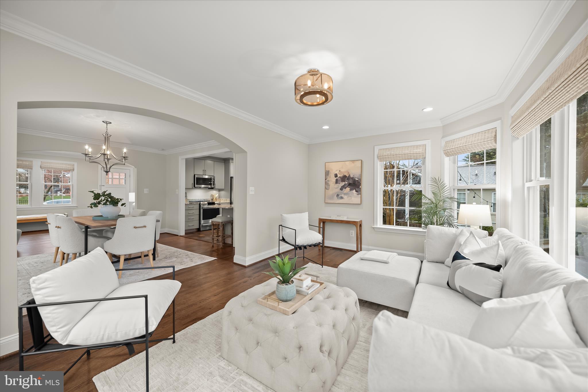 LARCHMONT - Residential