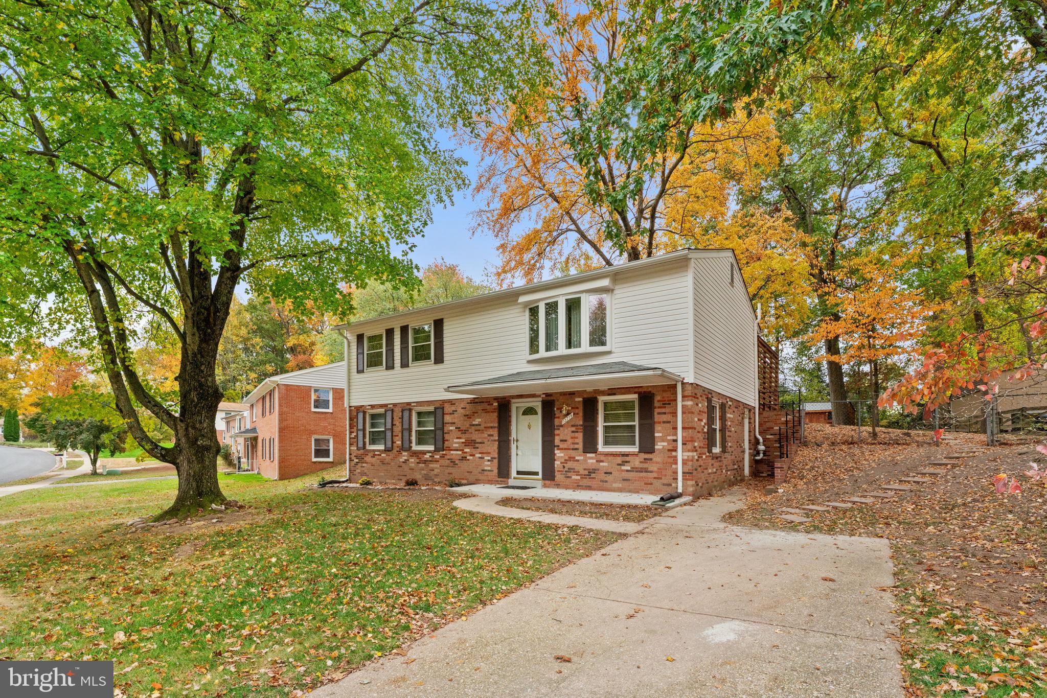 BROOKFIELD - Residential Lease