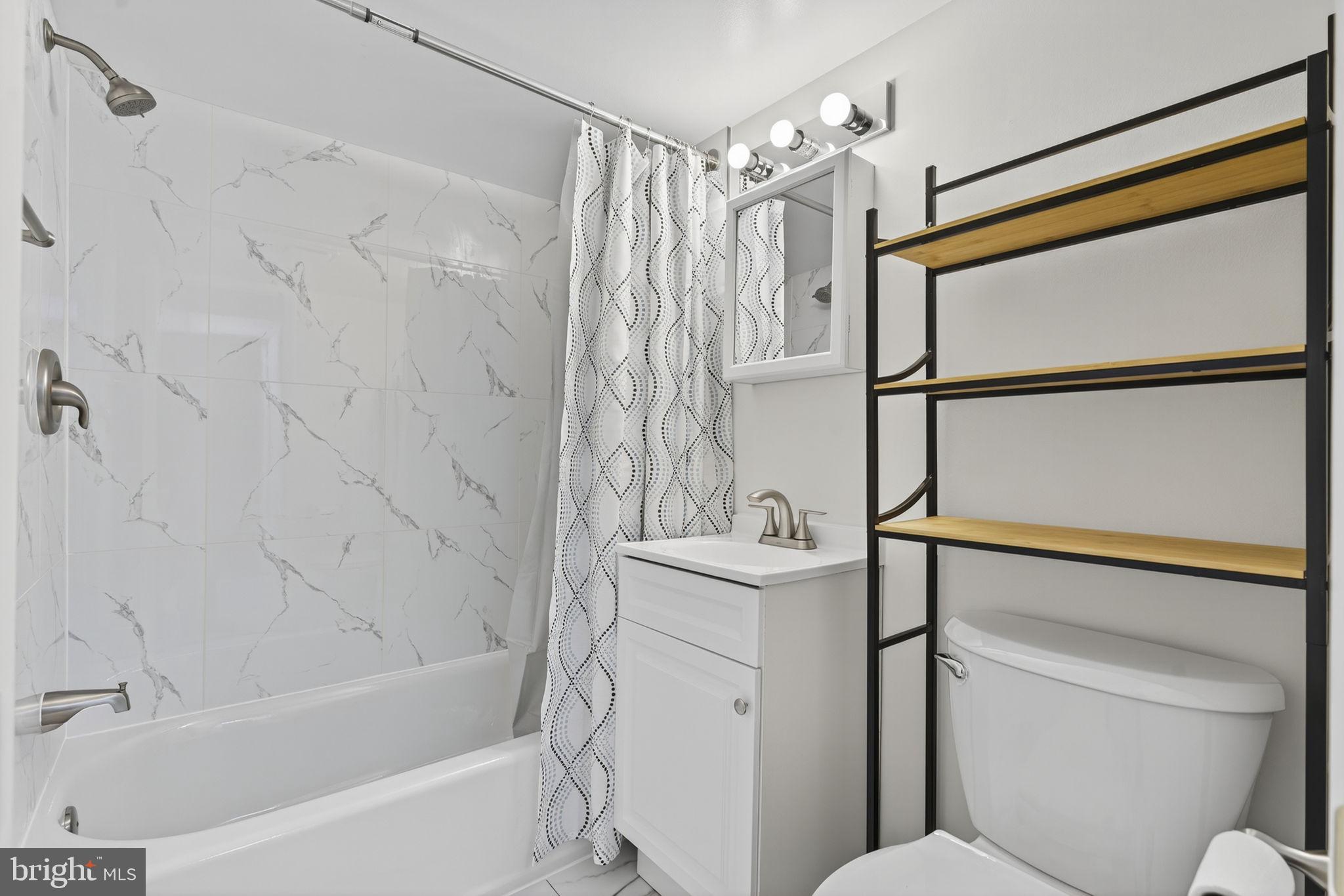 BROOKFIELD - Residential Lease