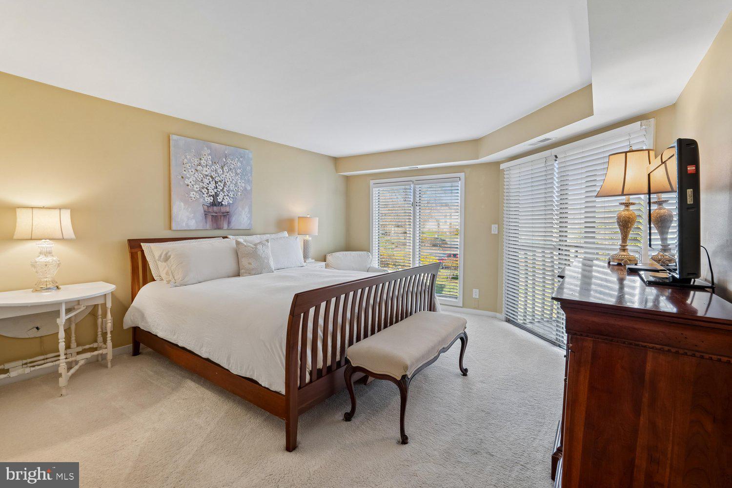 CHESAPEAKE HARBOUR - Residential