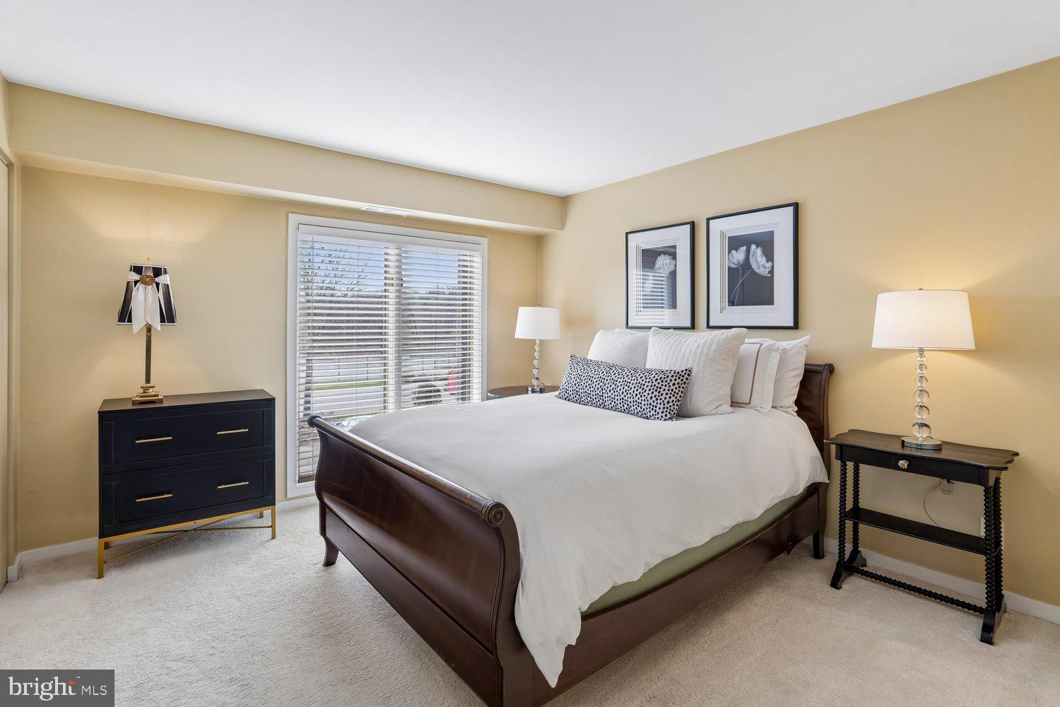 CHESAPEAKE HARBOUR - Residential