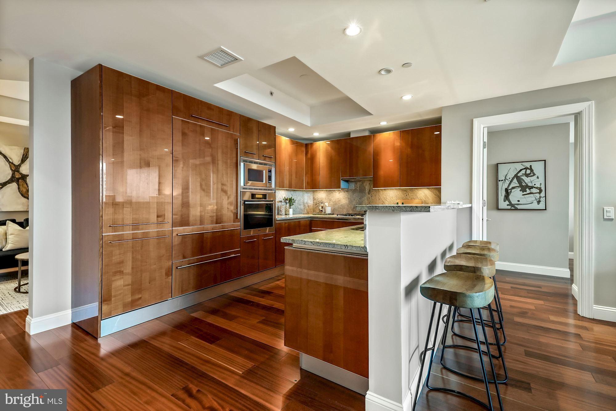 ARLINGTON - Residential