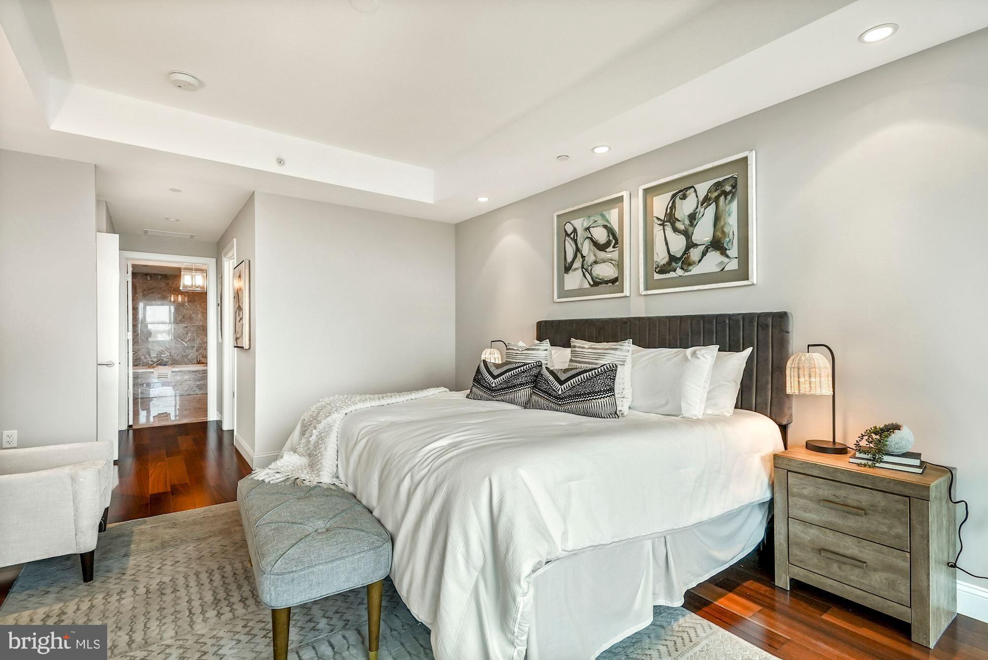 ARLINGTON - Residential