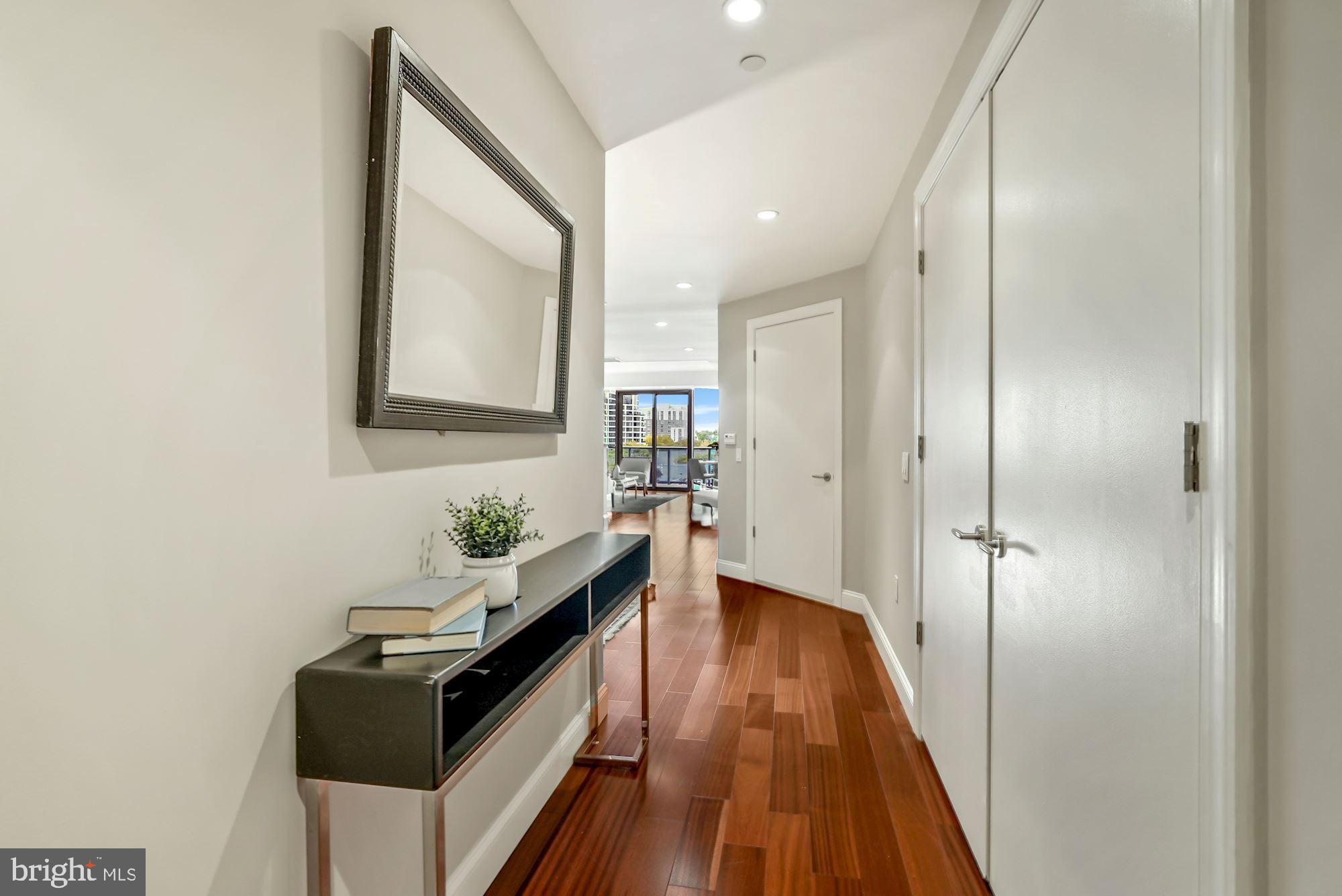 ARLINGTON - Residential