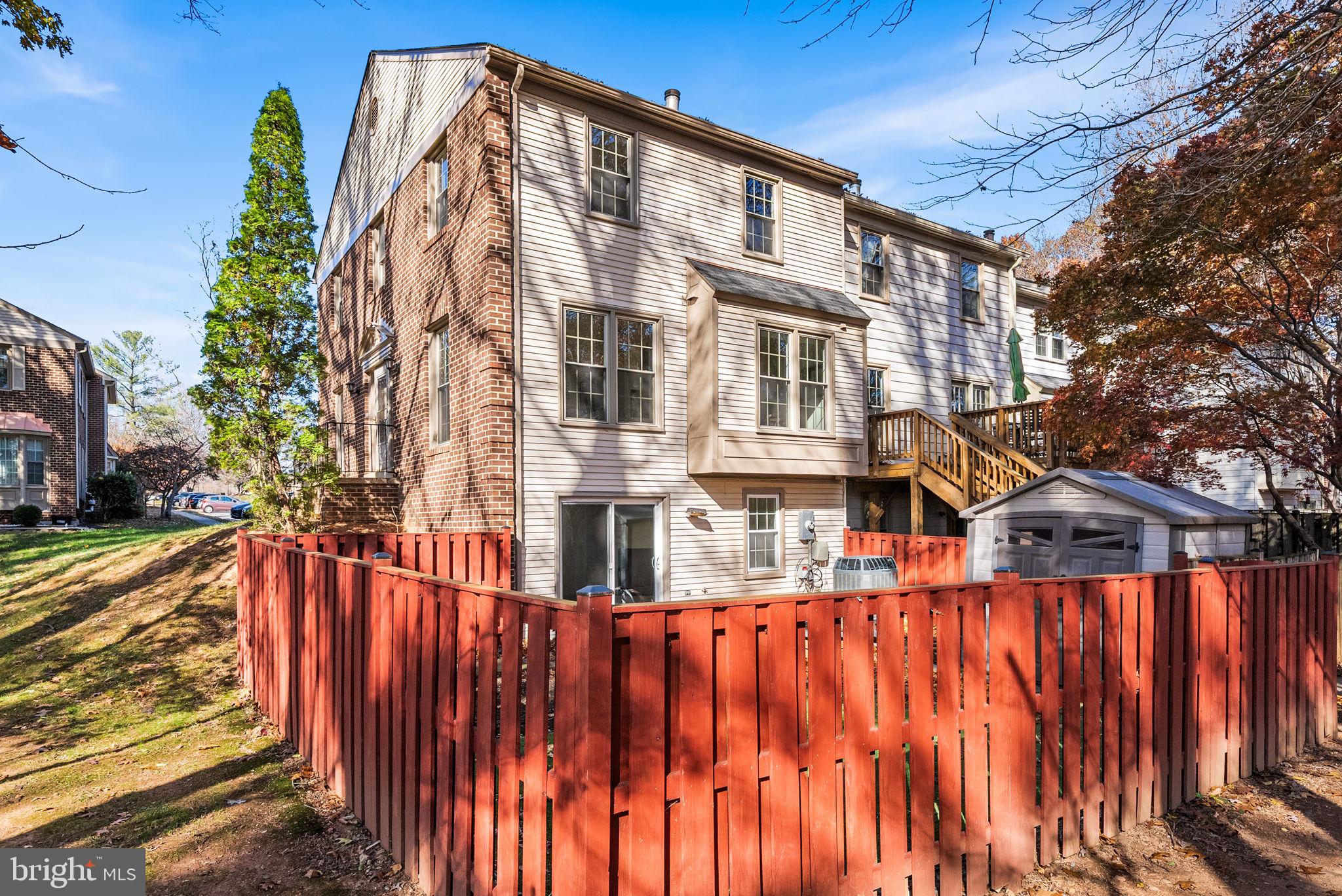 CROWNLEIGH - Residential