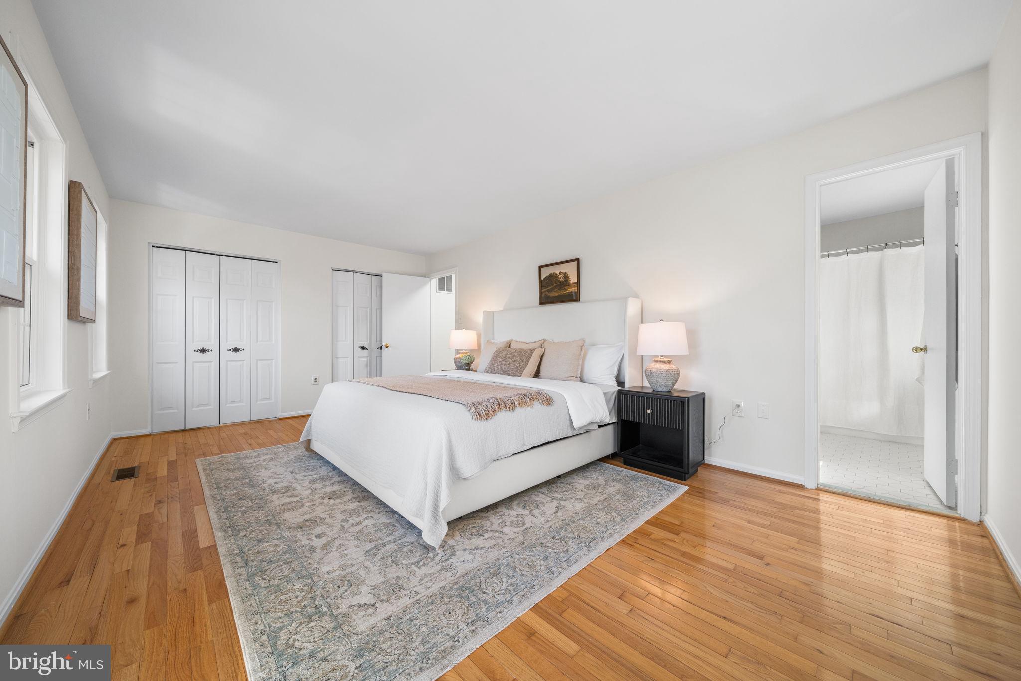 CROWNLEIGH - Residential