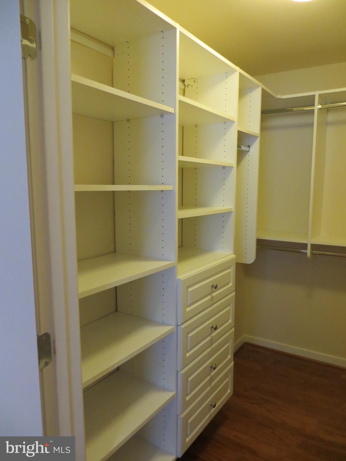 WEST VILLAGE OF SHIRLINGTON - Residential Lease