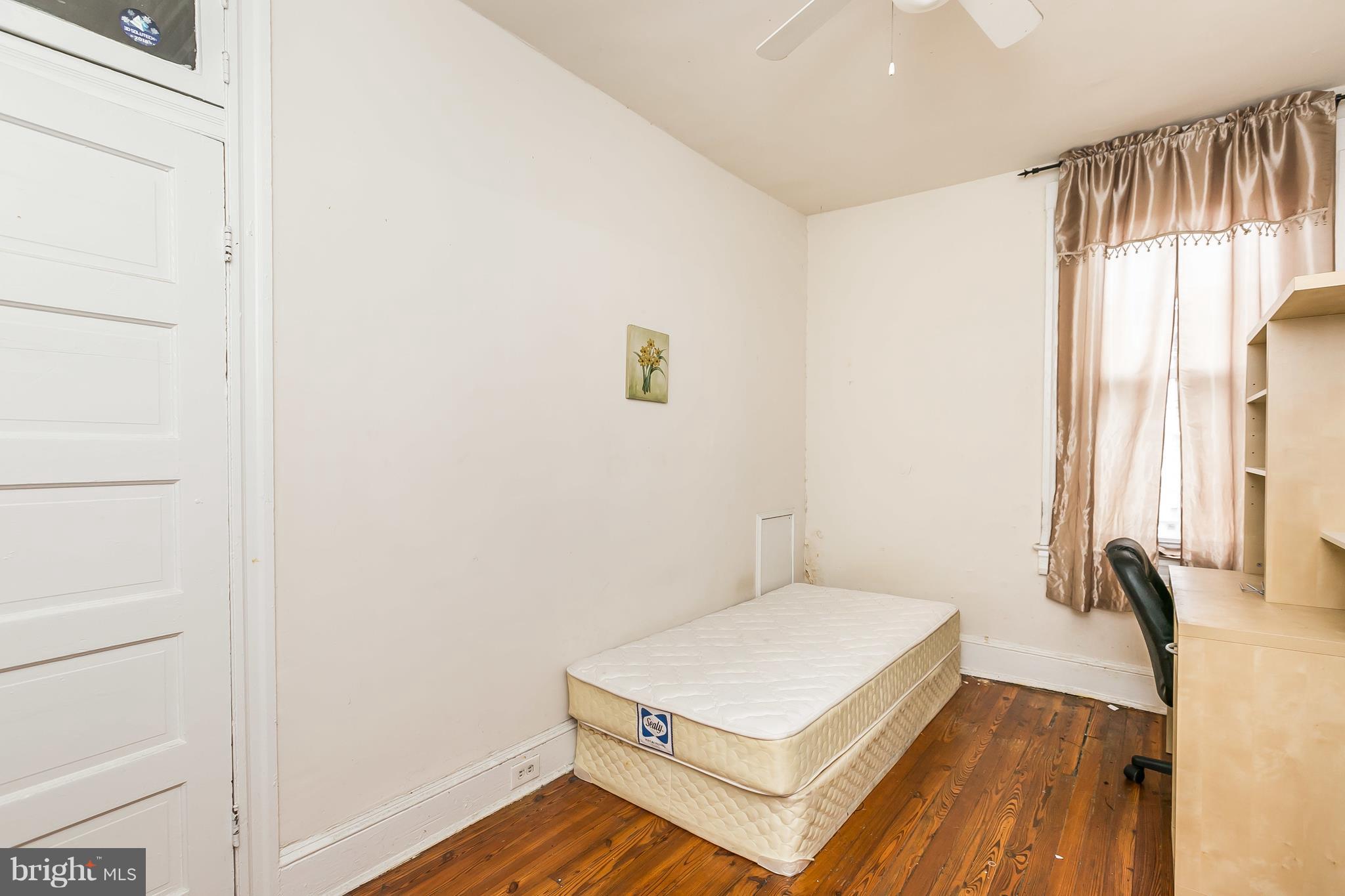 HAMPDEN HISTORIC DISTRICT - Residential