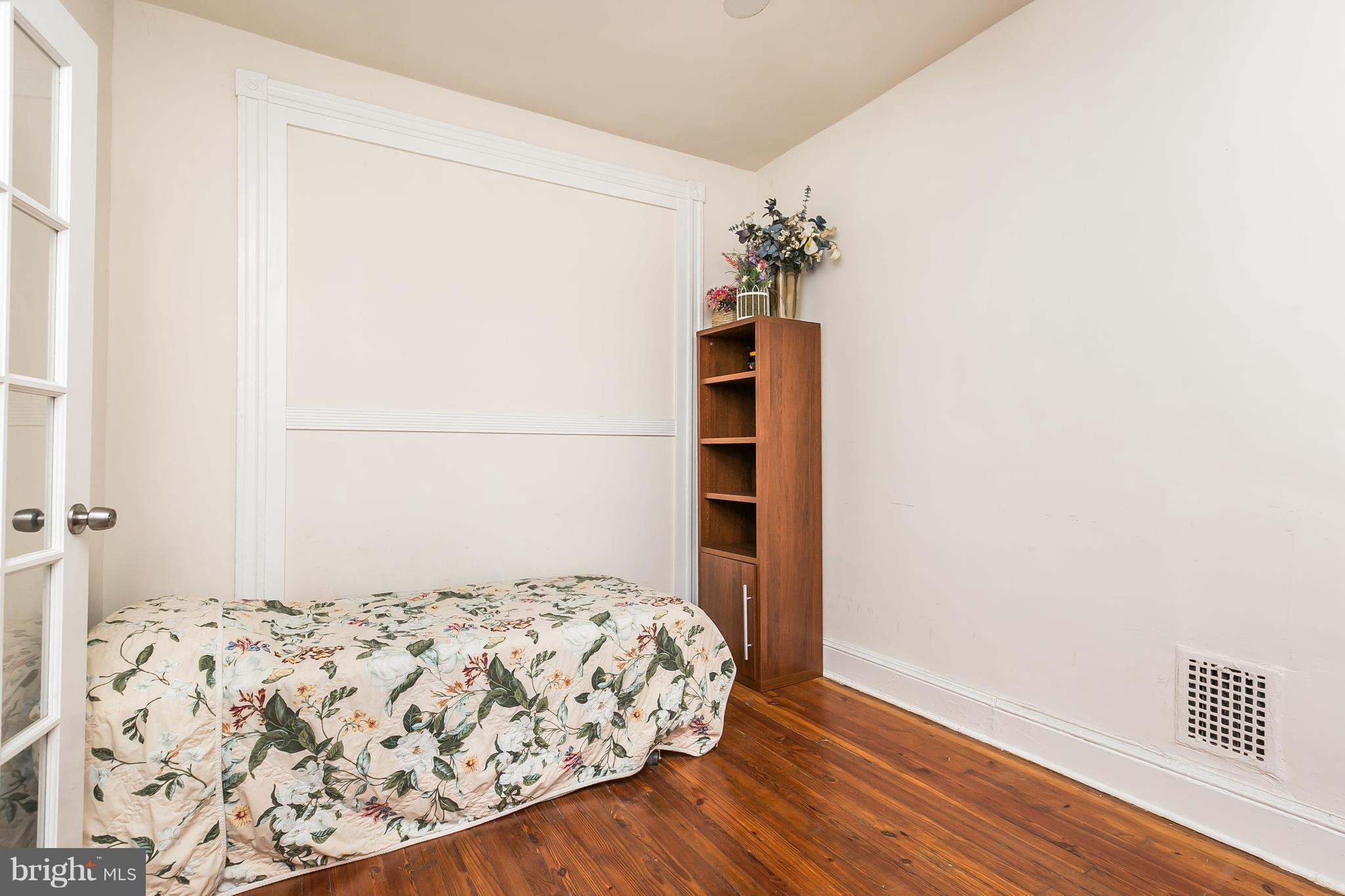 HAMPDEN HISTORIC DISTRICT - Residential