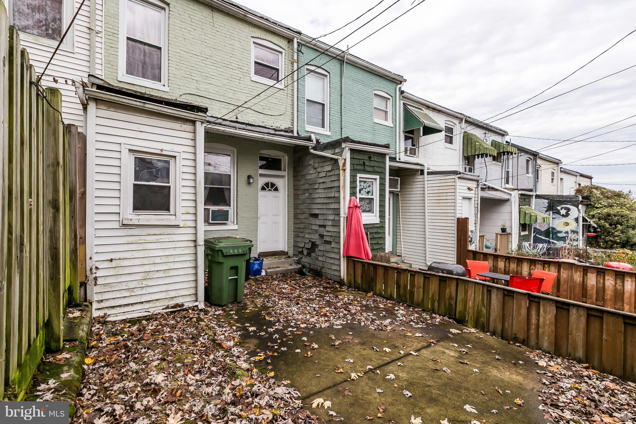 HAMPDEN HISTORIC DISTRICT - Residential