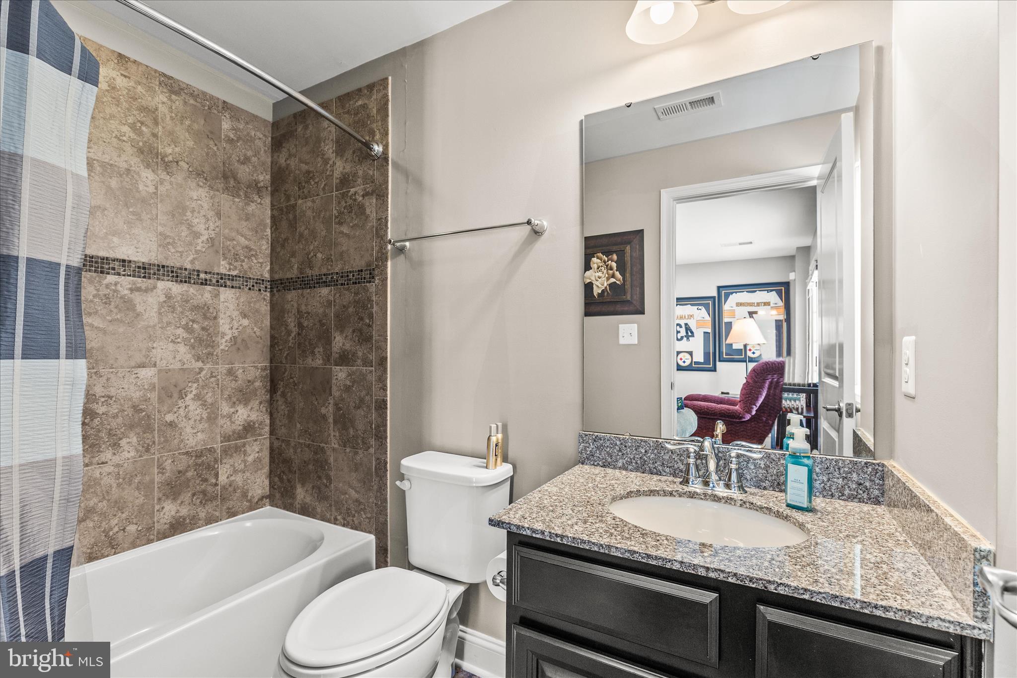 REGENTS GLEN - Residential