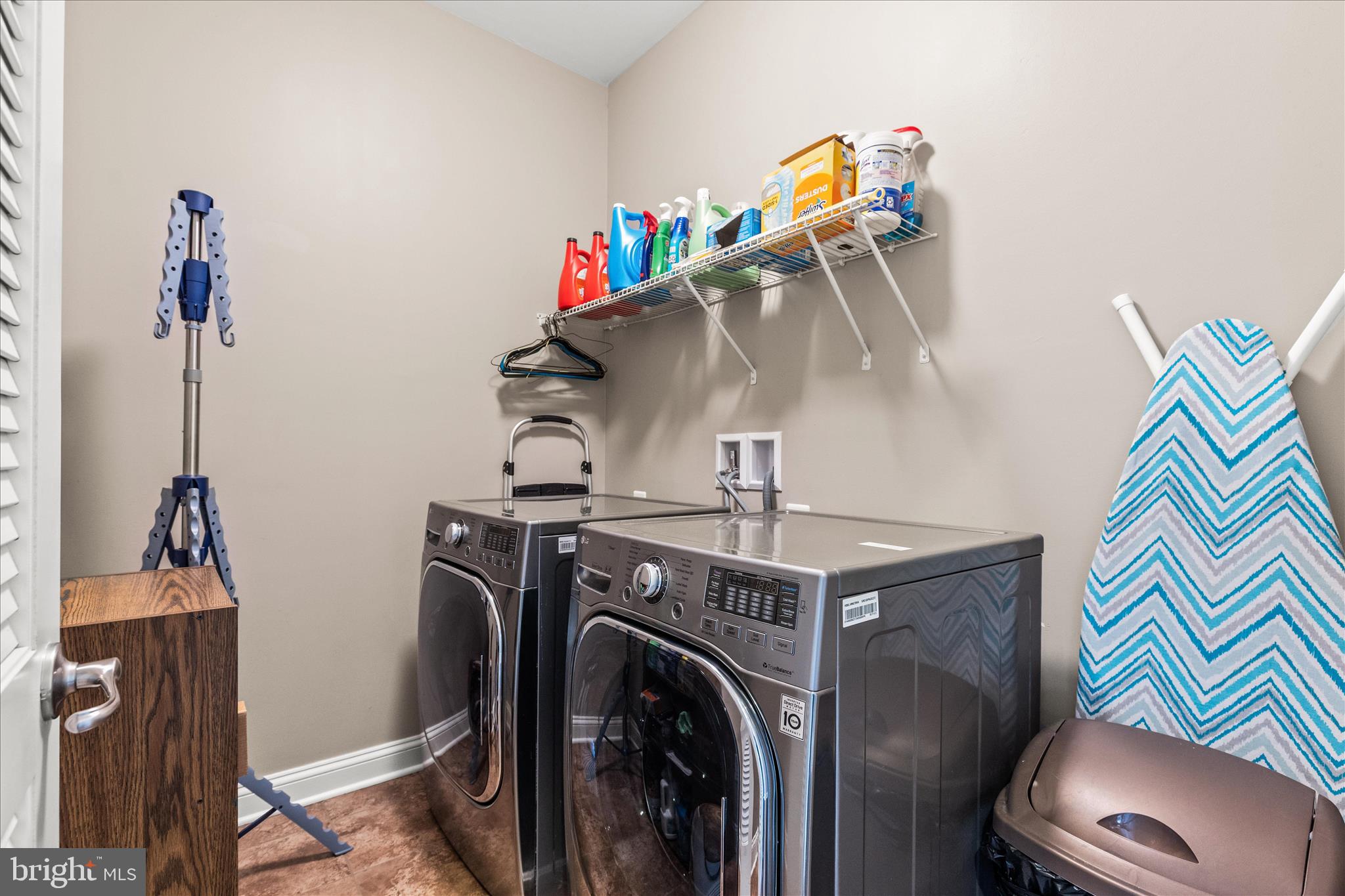 REGENTS GLEN - Residential