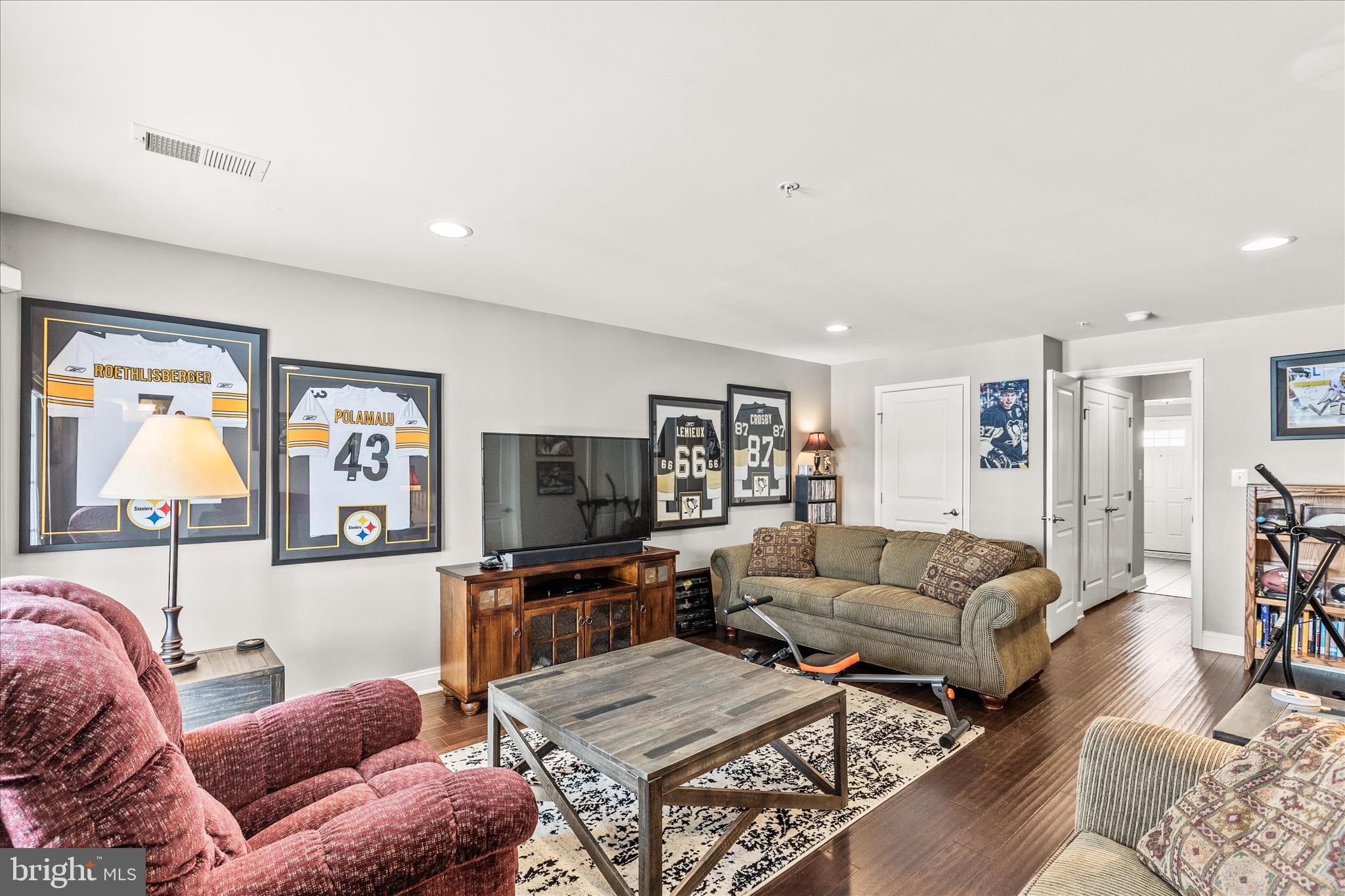 REGENTS GLEN - Residential