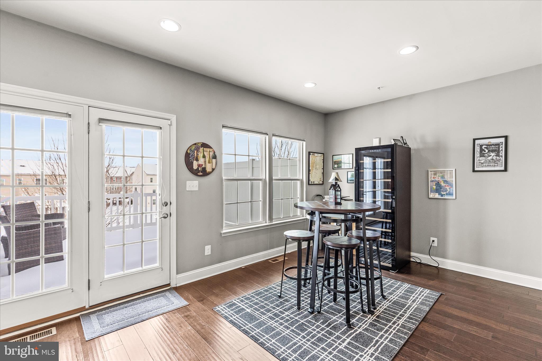 REGENTS GLEN - Residential