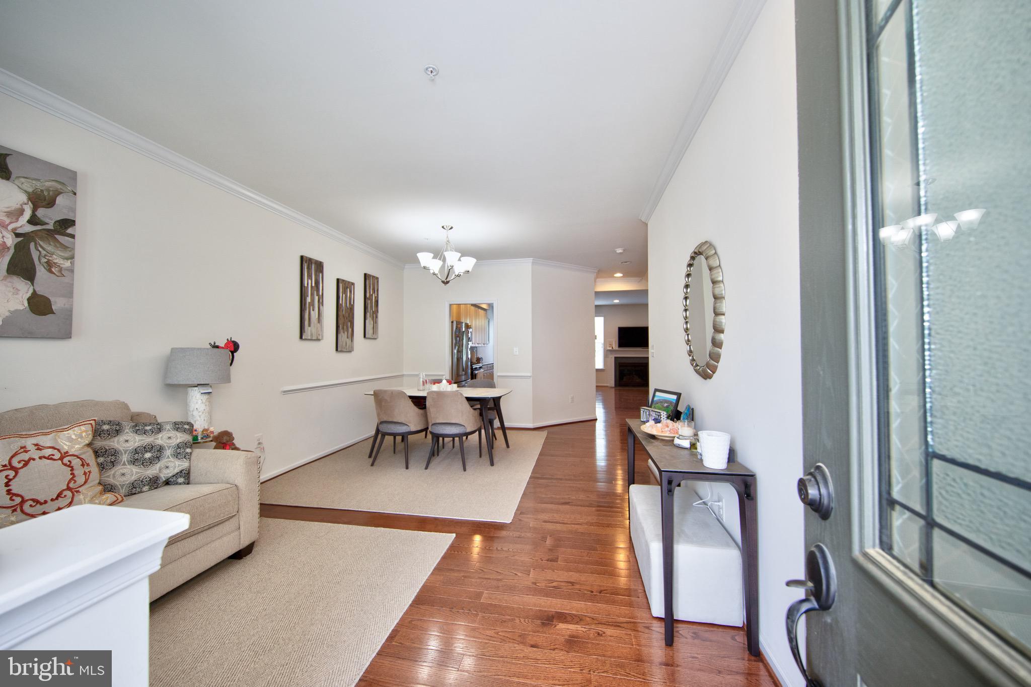 714 SHADY CREEK COURT