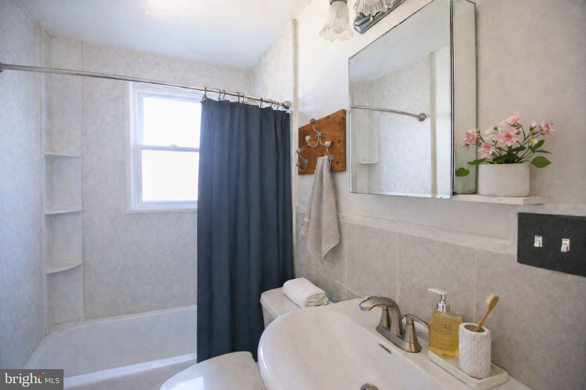 CHINYERE ACRES - Residential