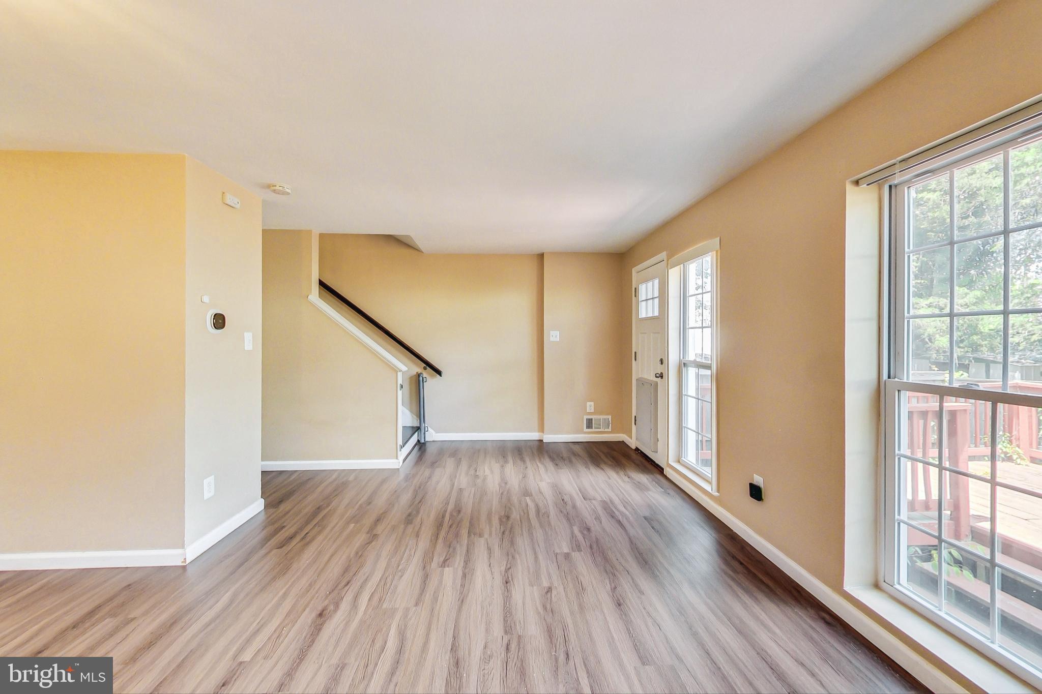 OXON HILL - Residential