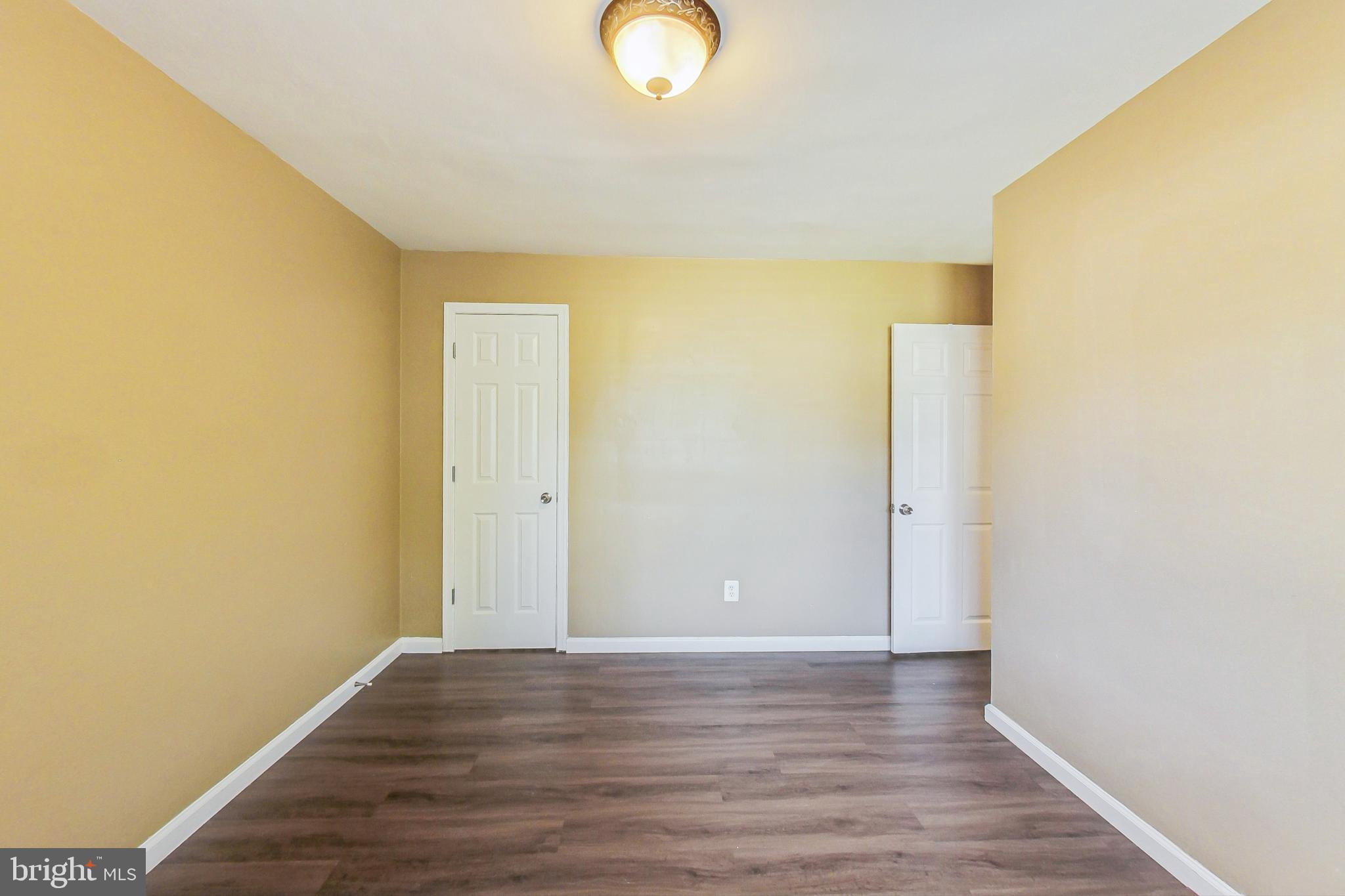 OXON HILL - Residential