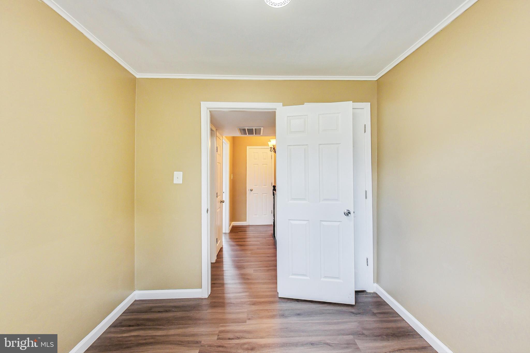 OXON HILL - Residential