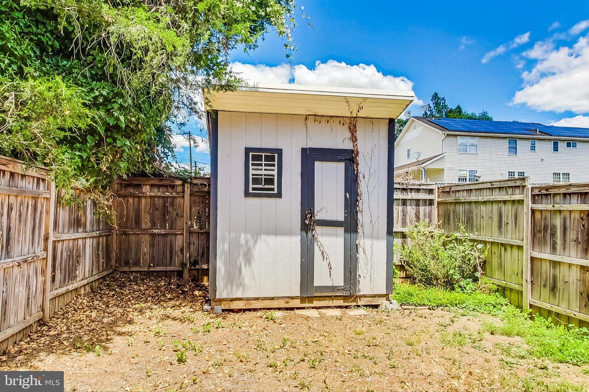 OXON HILL - Residential