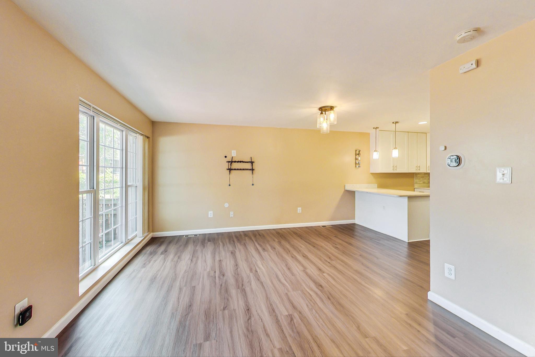 OXON HILL - Residential