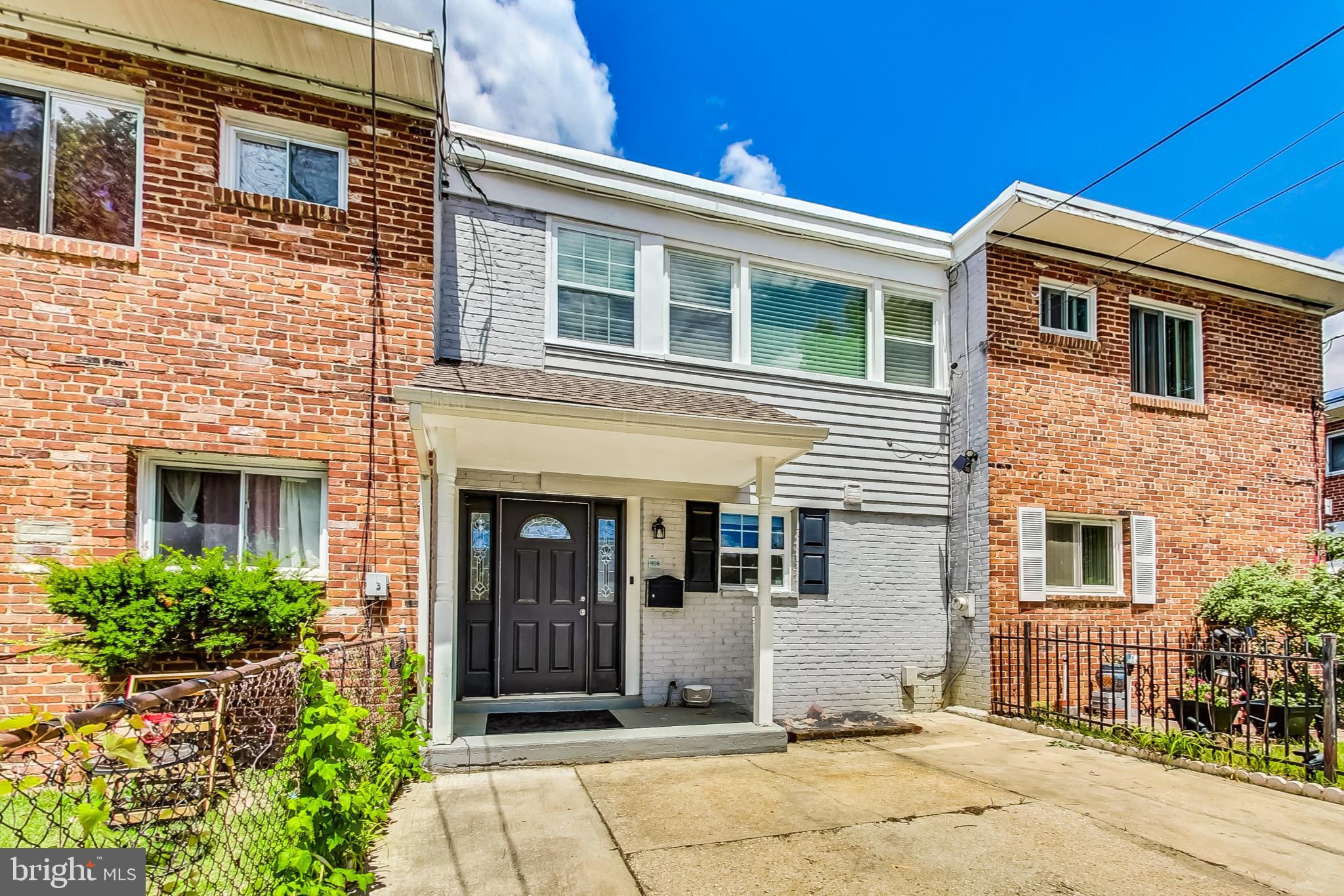 OXON HILL - Residential