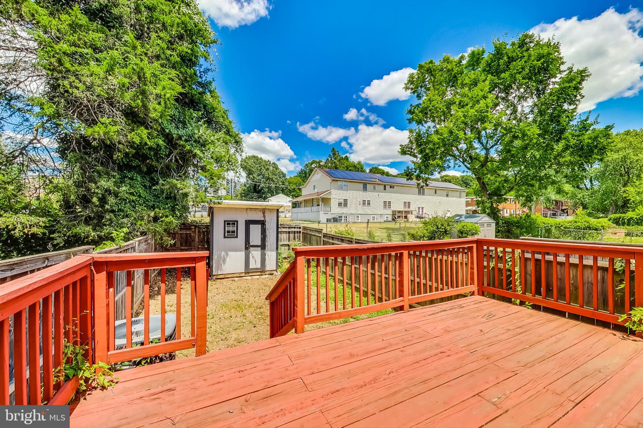 OXON HILL - Residential