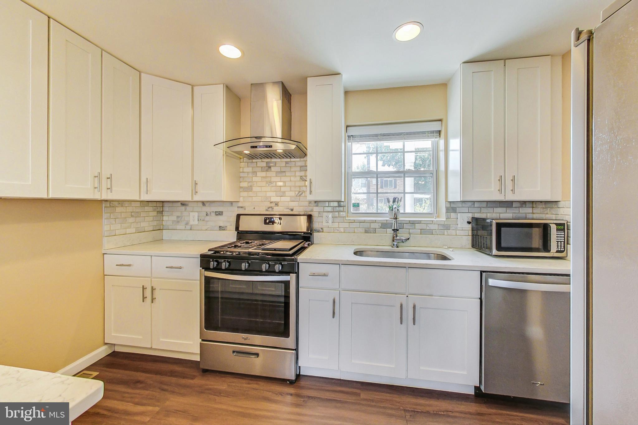 OXON HILL - Residential