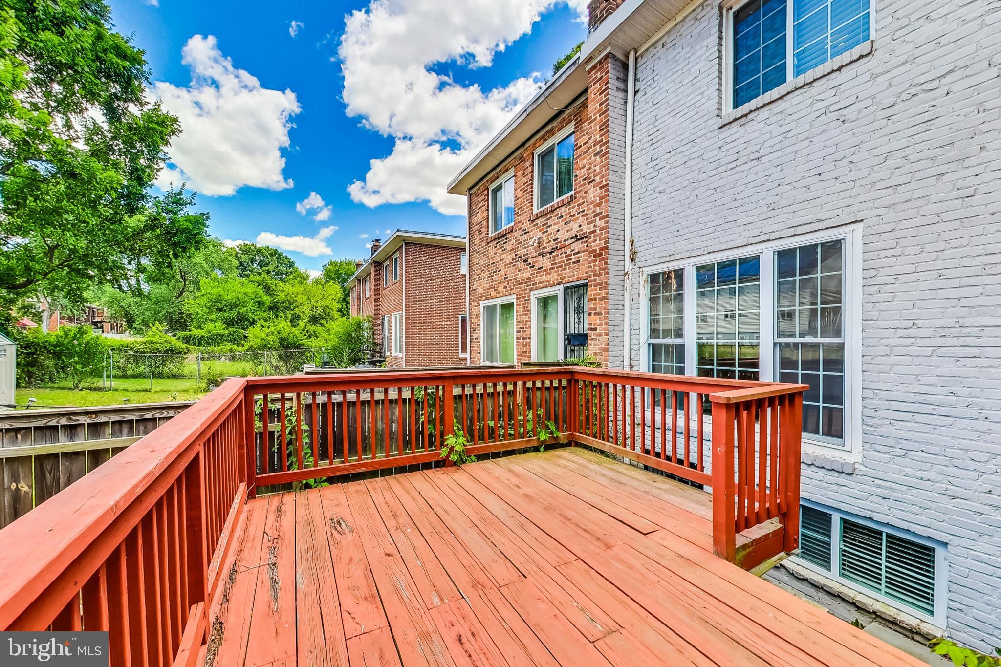 OXON HILL - Residential