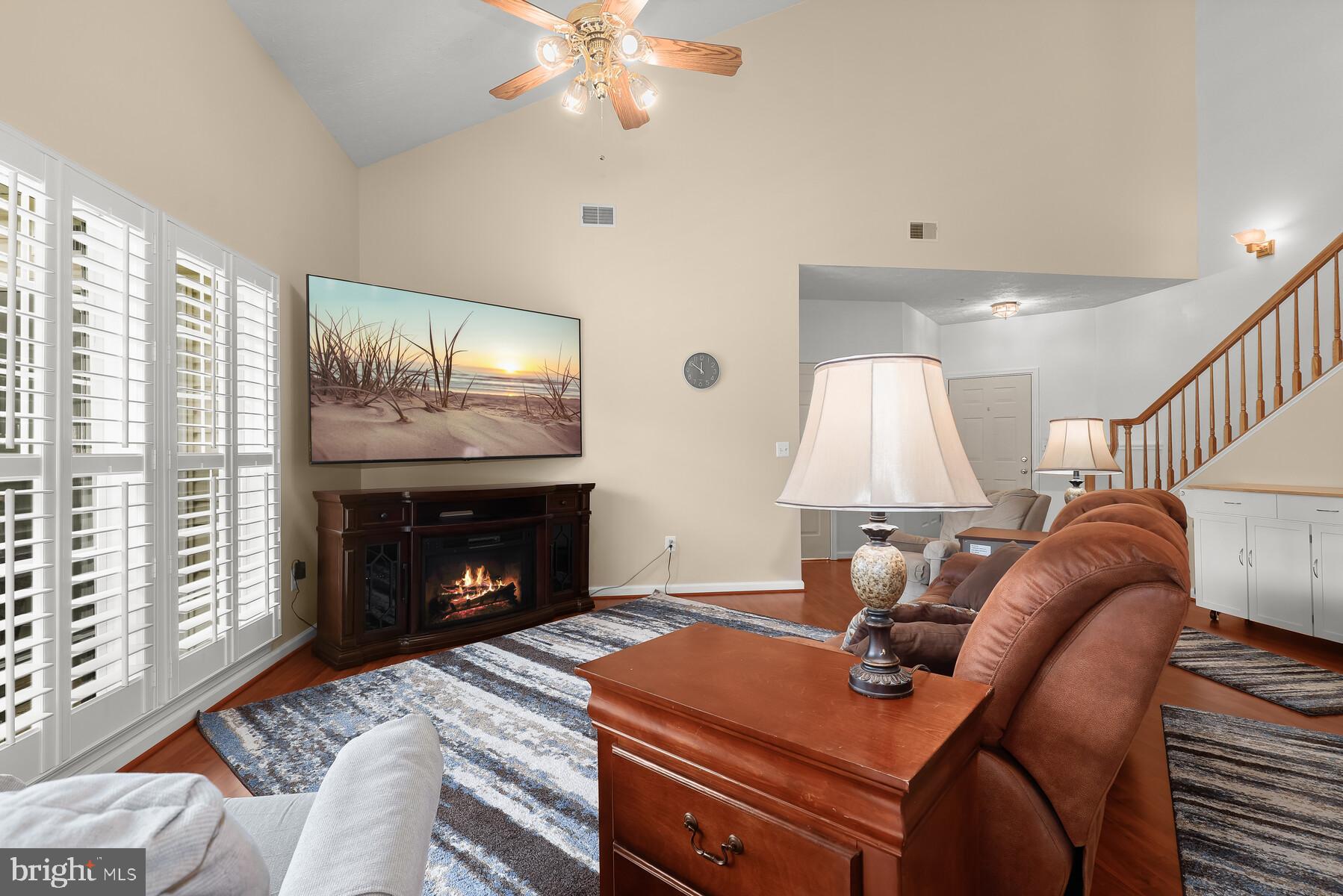 PERRY HALL FARMS - Residential