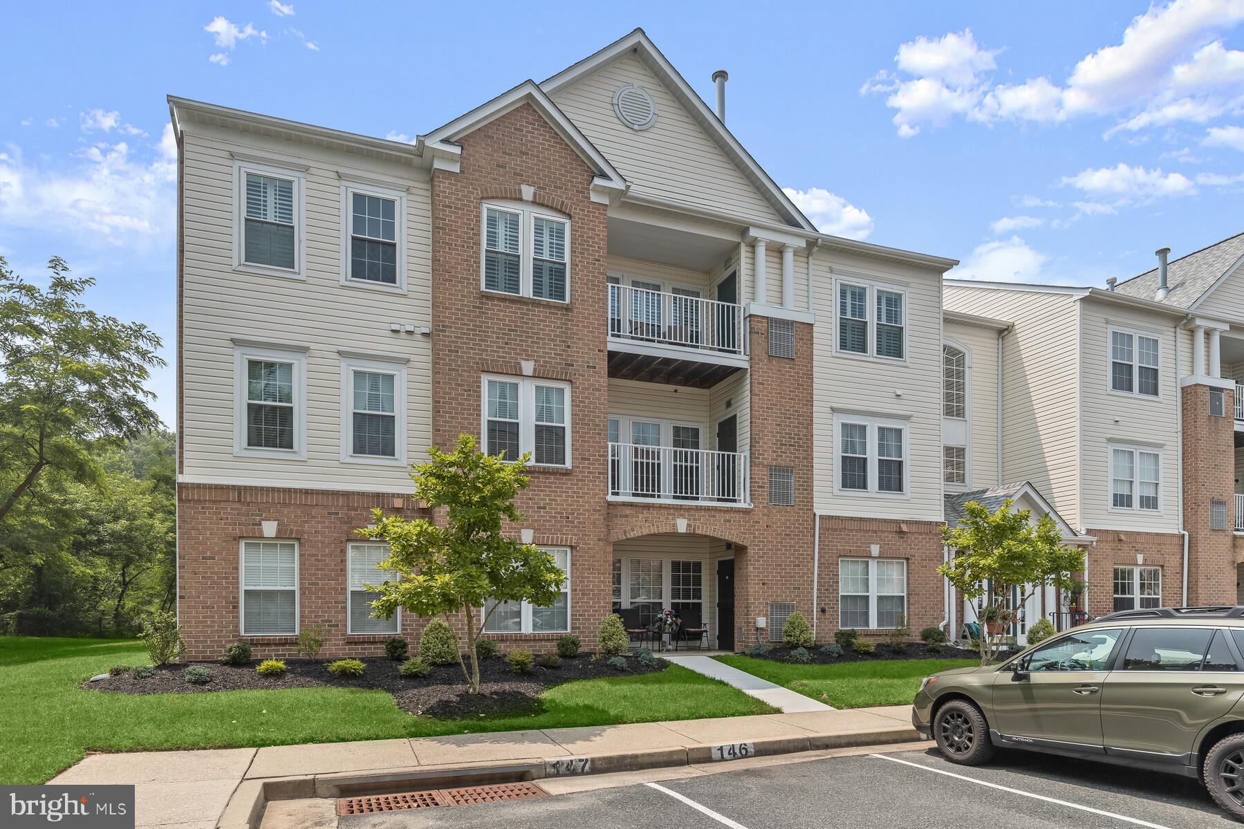 PERRY HALL FARMS - Residential