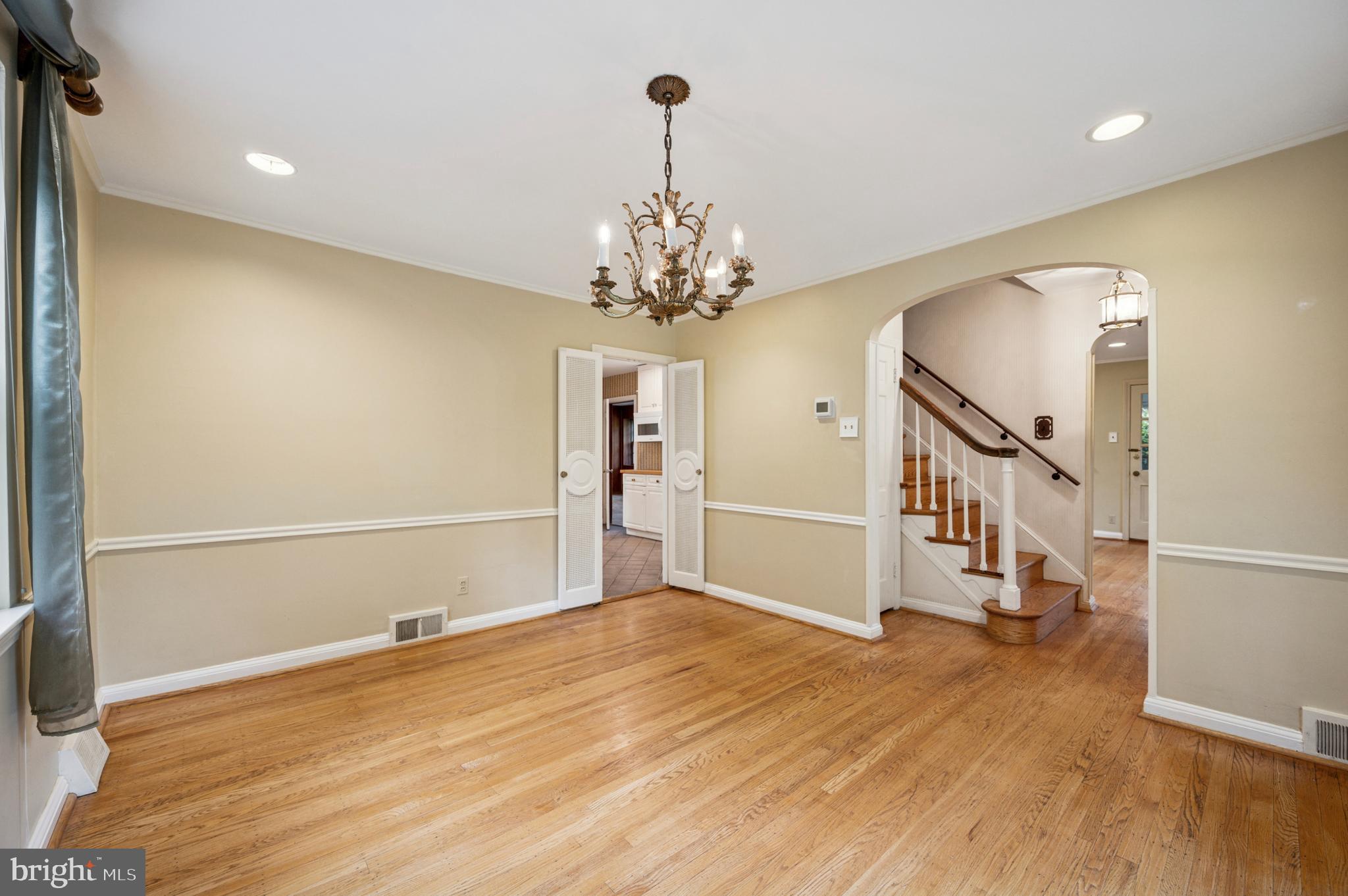 524 LAFAYETTE ROAD