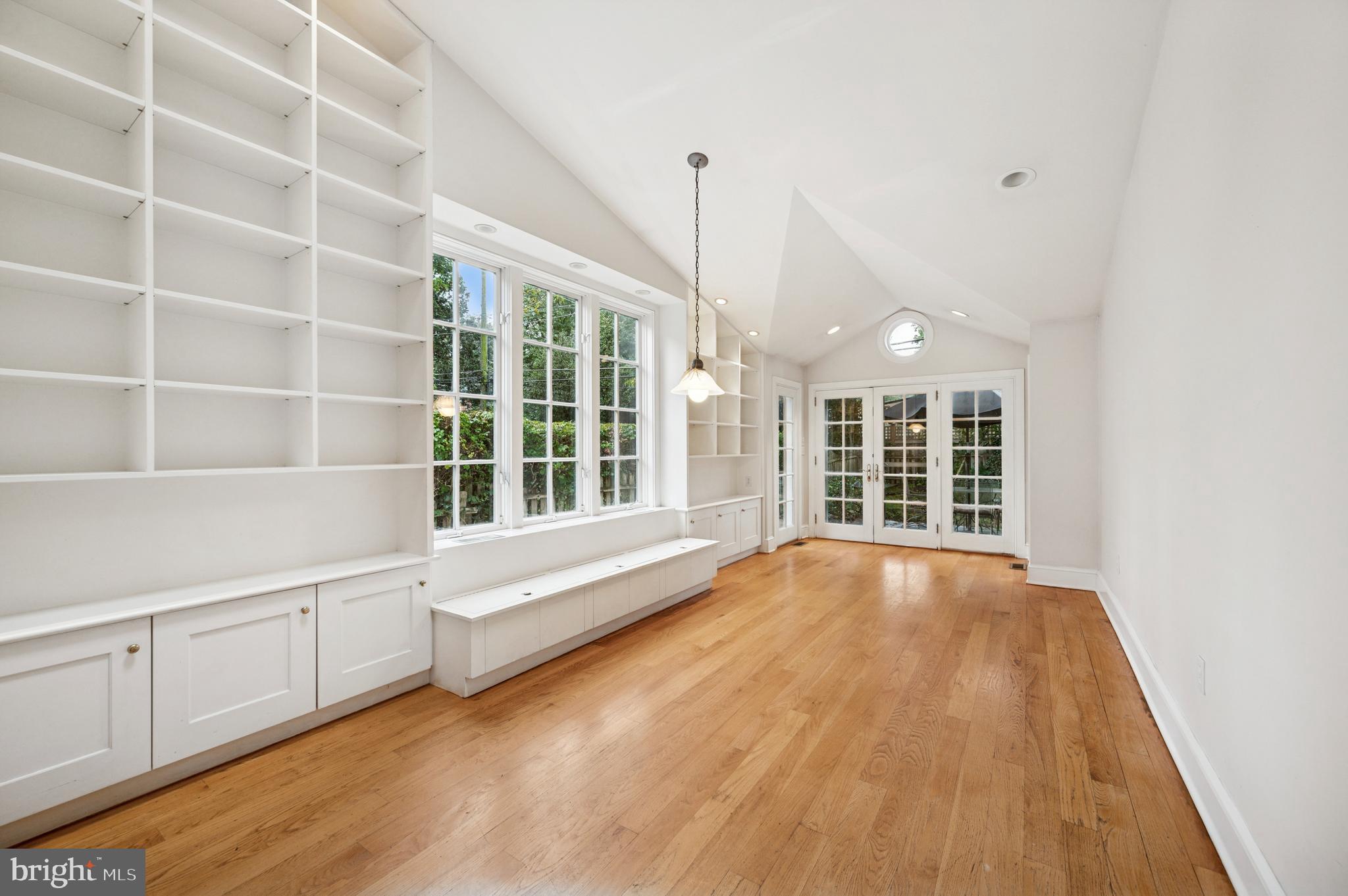 MERION PARK - Residential