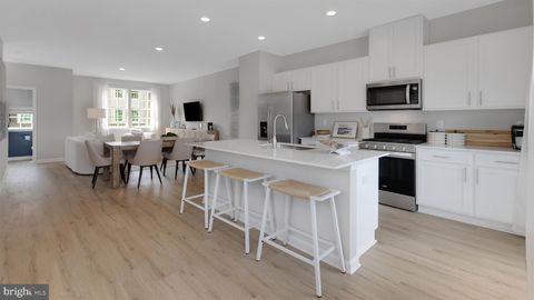 Townhouse For Sale - 22 Forest Park Drive<br/> WARETOWN, NJ 08758