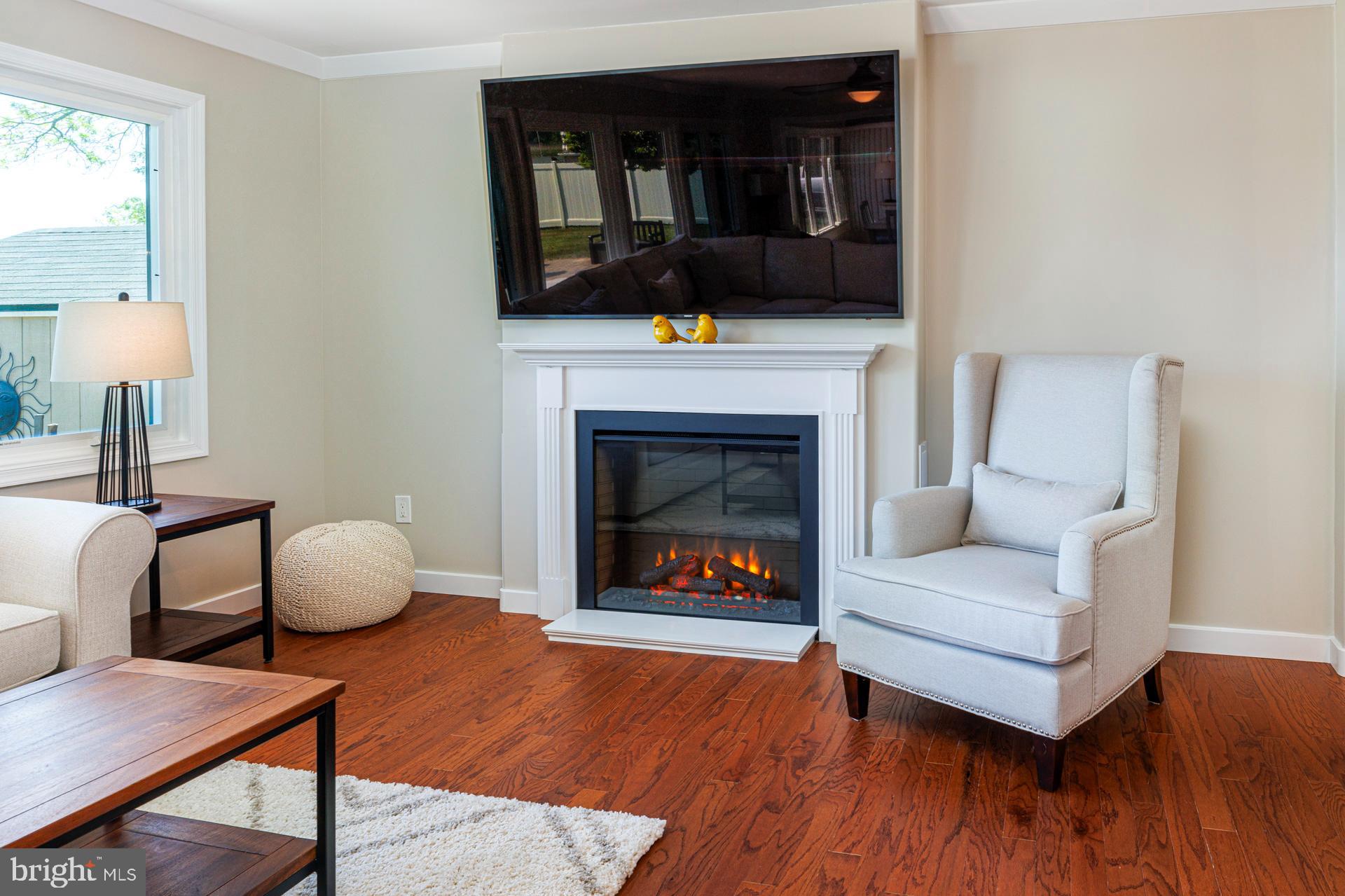 QUEEN ANNE COLONY - Residential