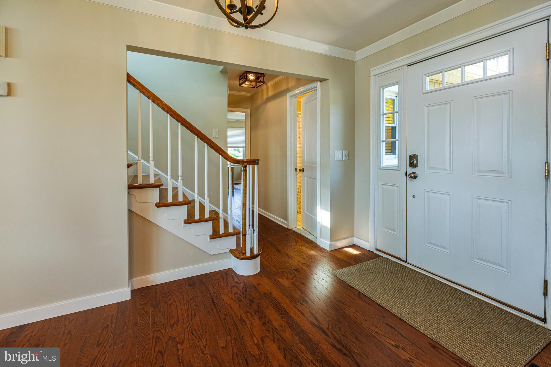 QUEEN ANNE COLONY - Residential