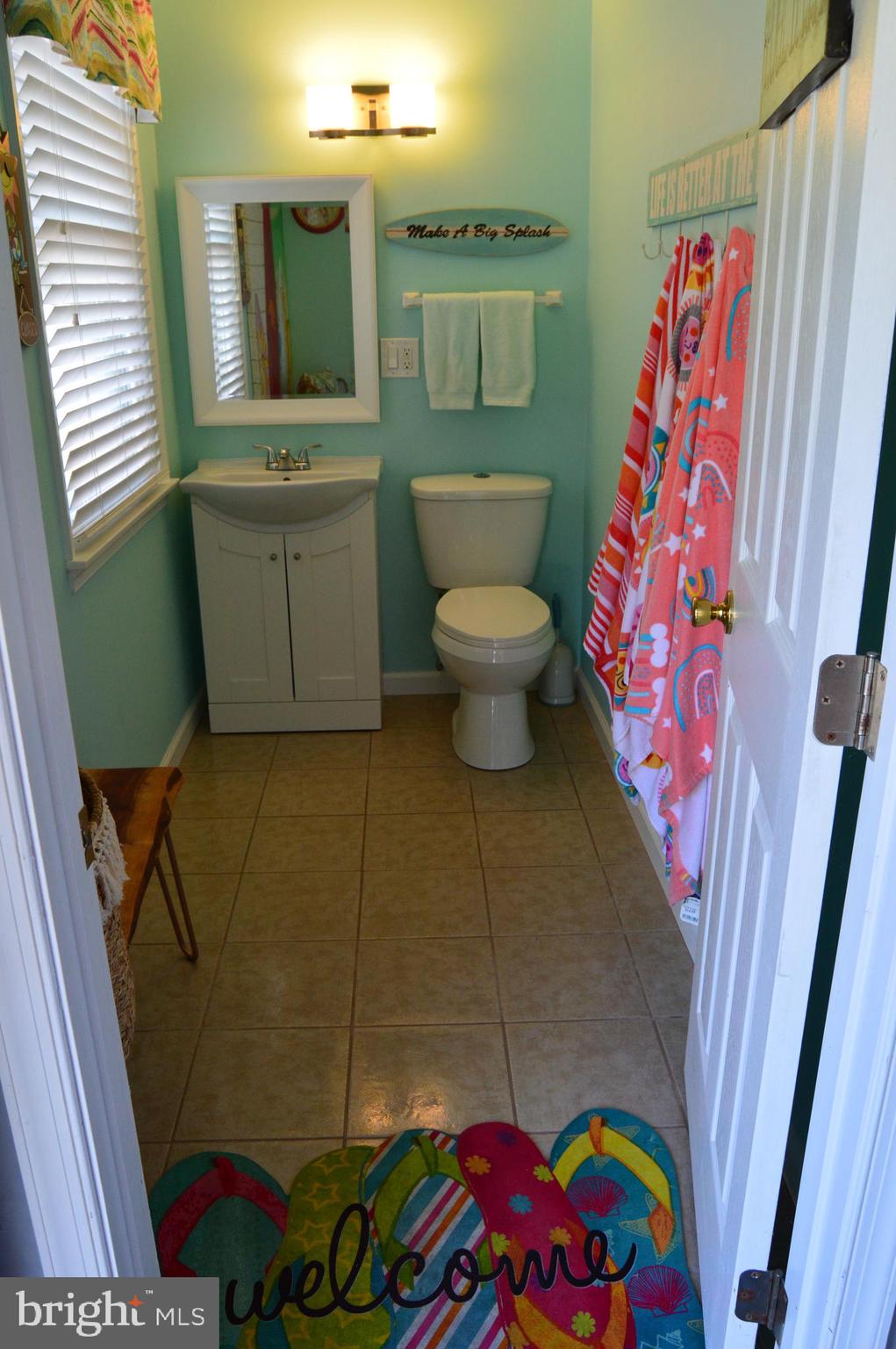 QUEEN ANNE COLONY - Residential