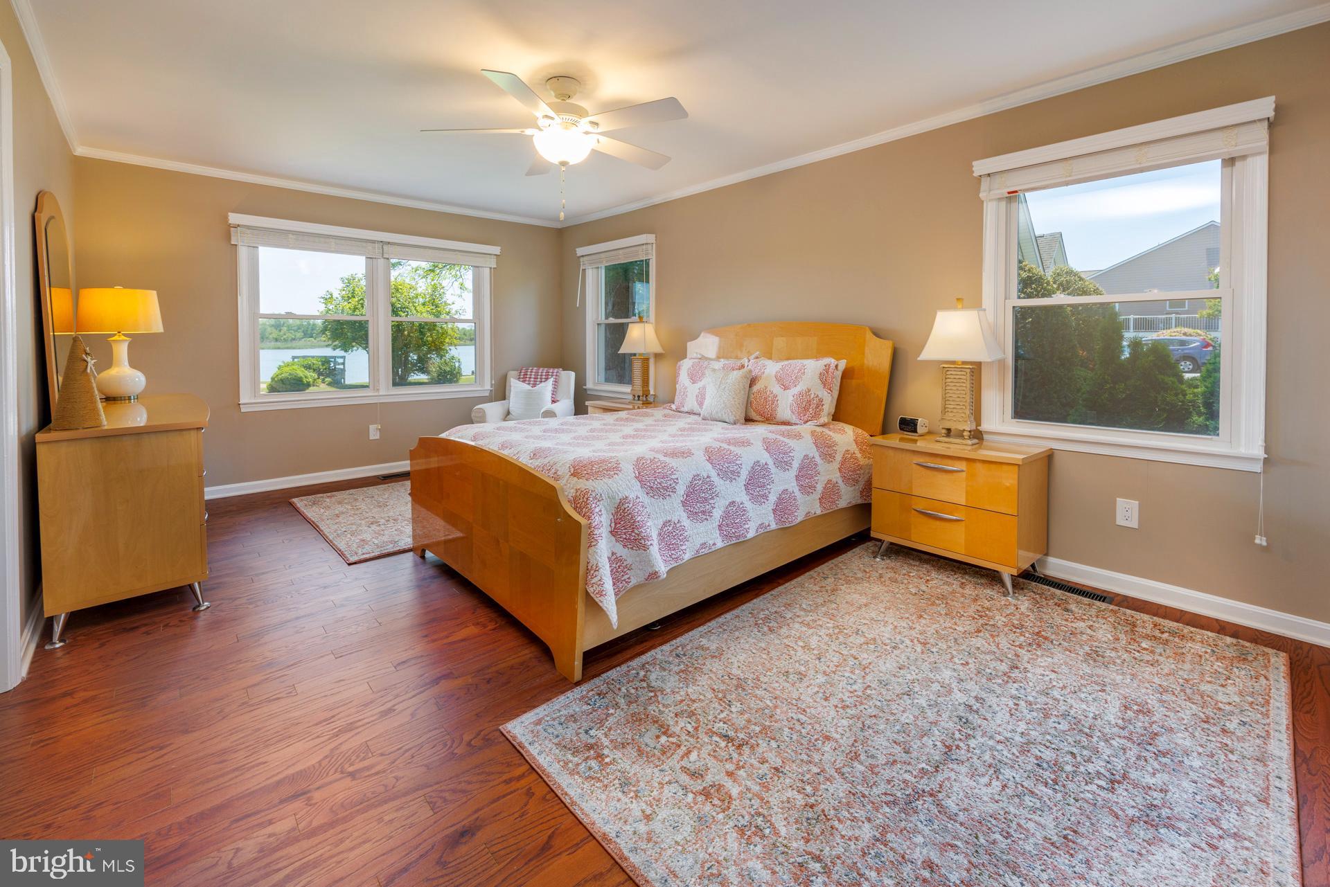 QUEEN ANNE COLONY - Residential