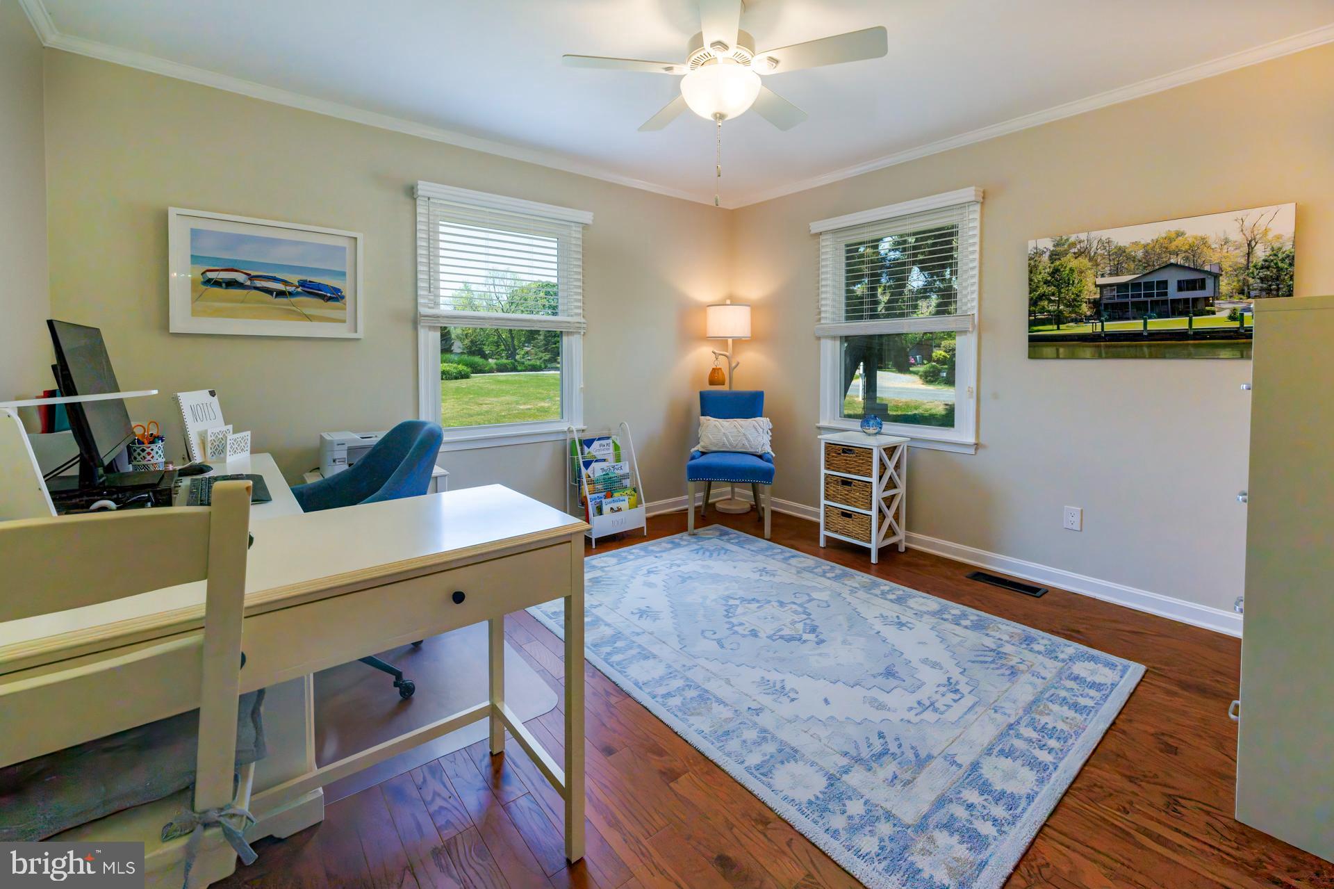 QUEEN ANNE COLONY - Residential