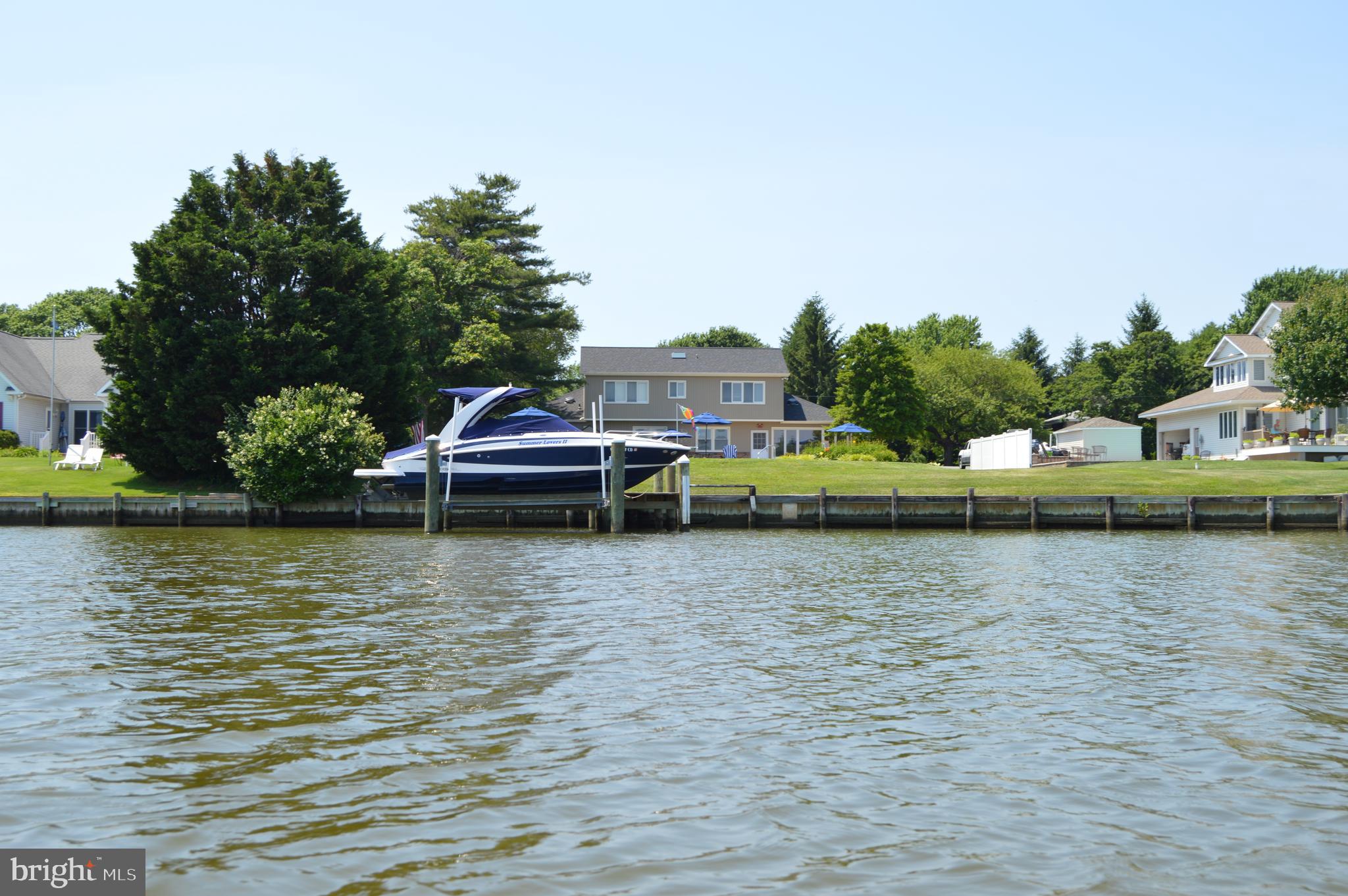 QUEEN ANNE COLONY - Residential