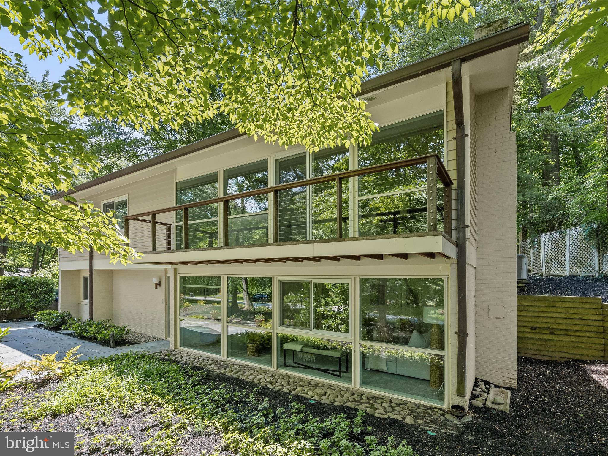 CARDEROCK SPRINGS - Residential